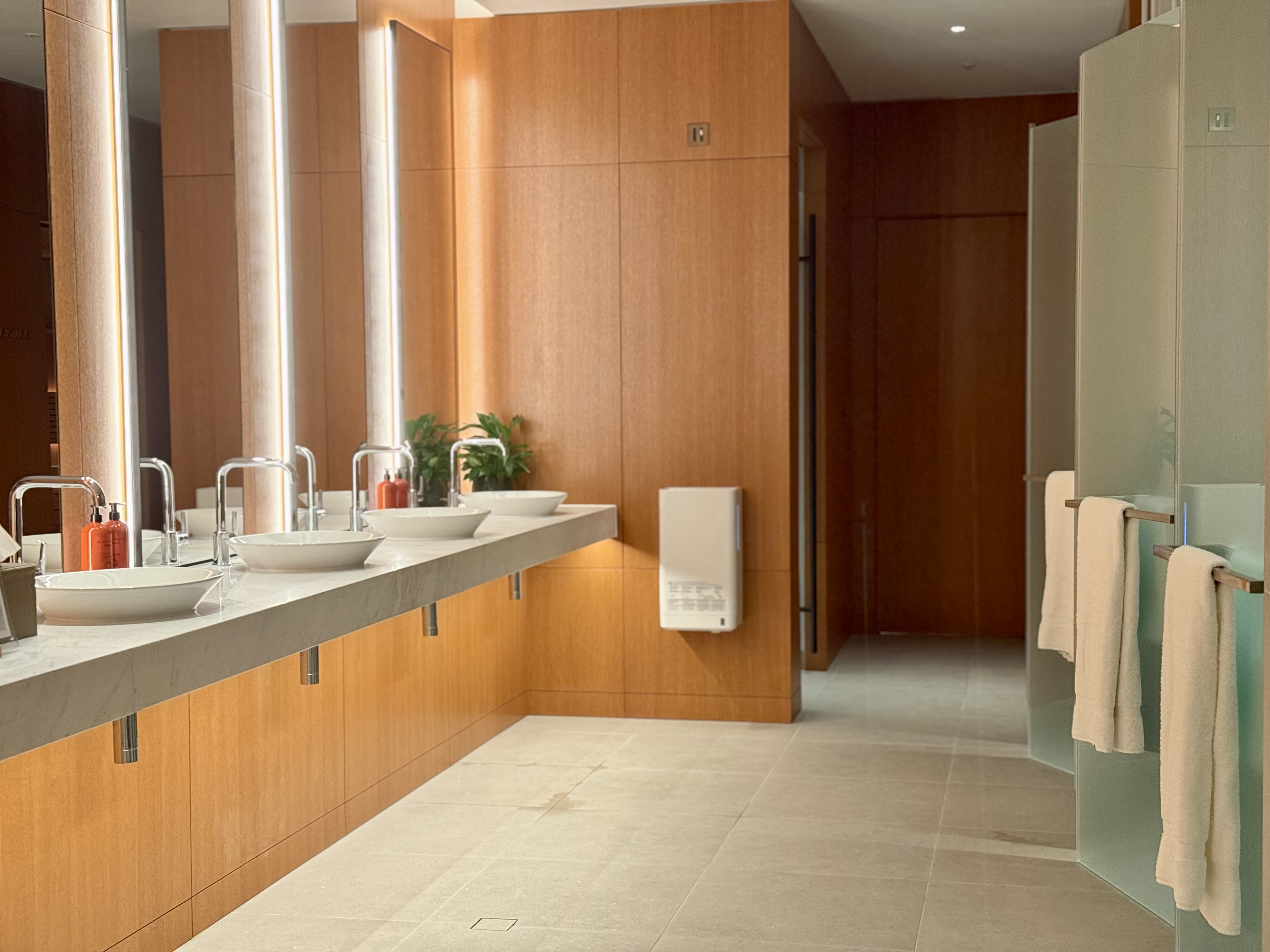 Park Hyatt London River Thames gym changing rooms Park Hyatt London River Thames gym changing rooms