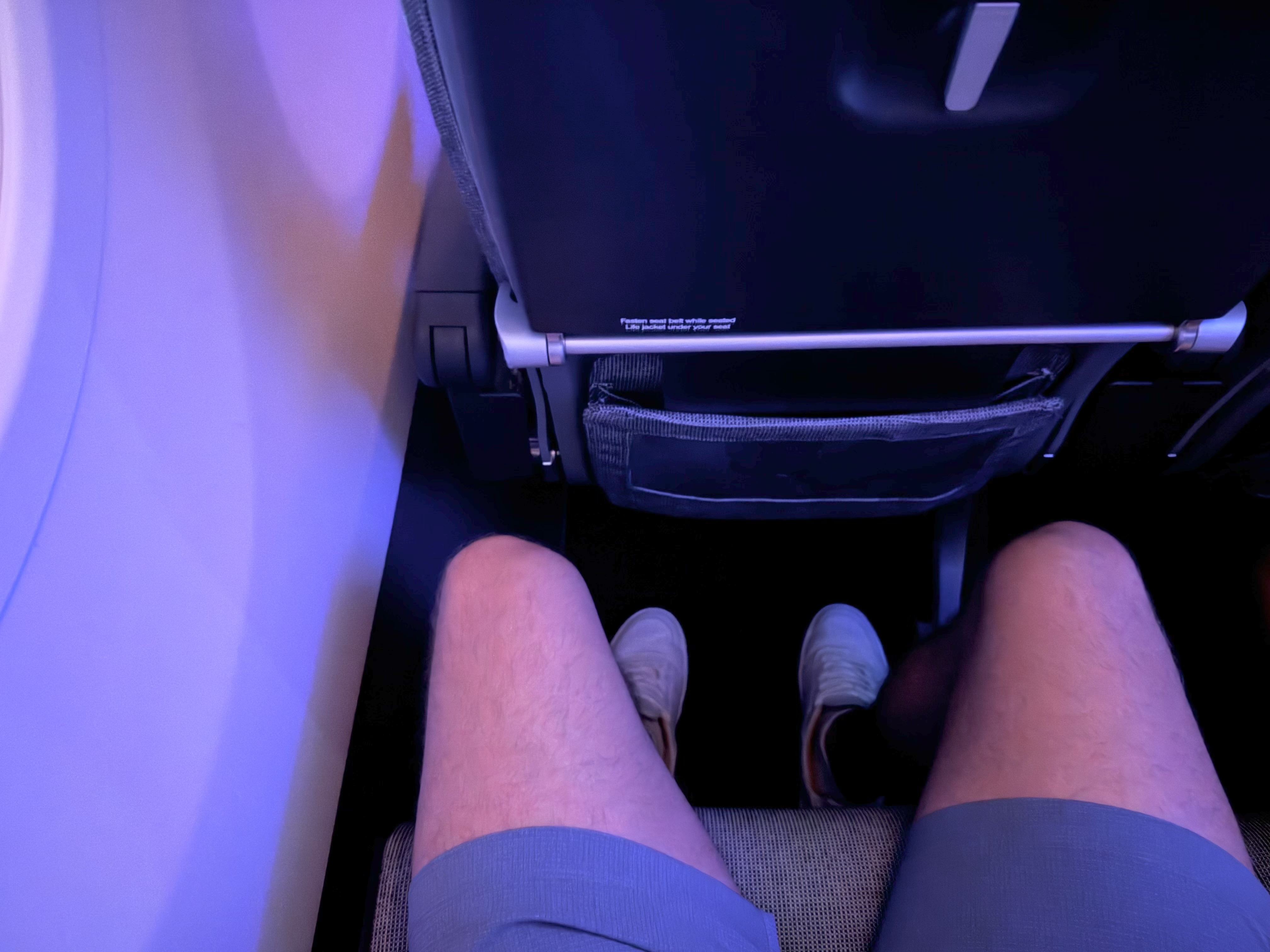 Qantas Airbus A321XLR economy leg room close up
