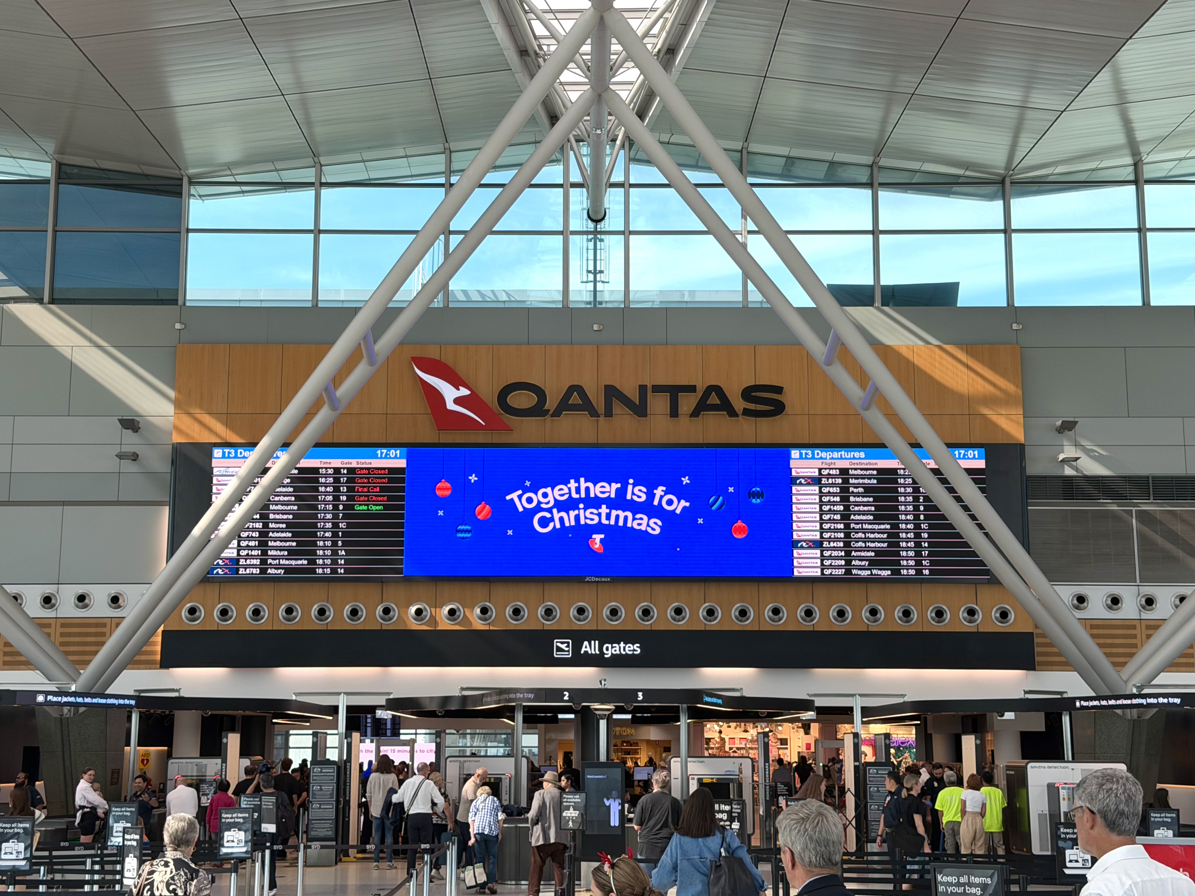 Qantas Domestic Terminal in Sydney Qantas Domestic Terminal in Sydney