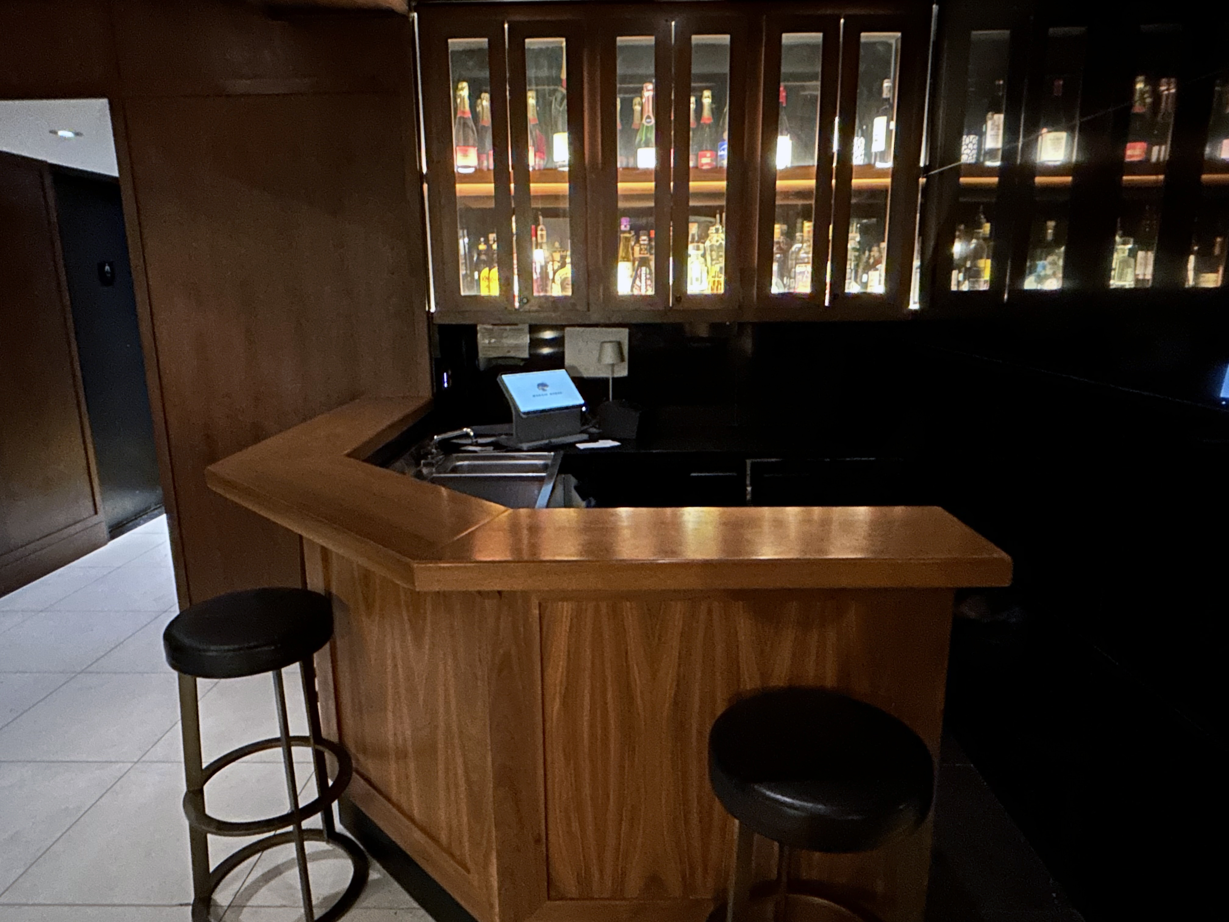 William Gray Montreal lobby bar William Gray Montreal lobby bar