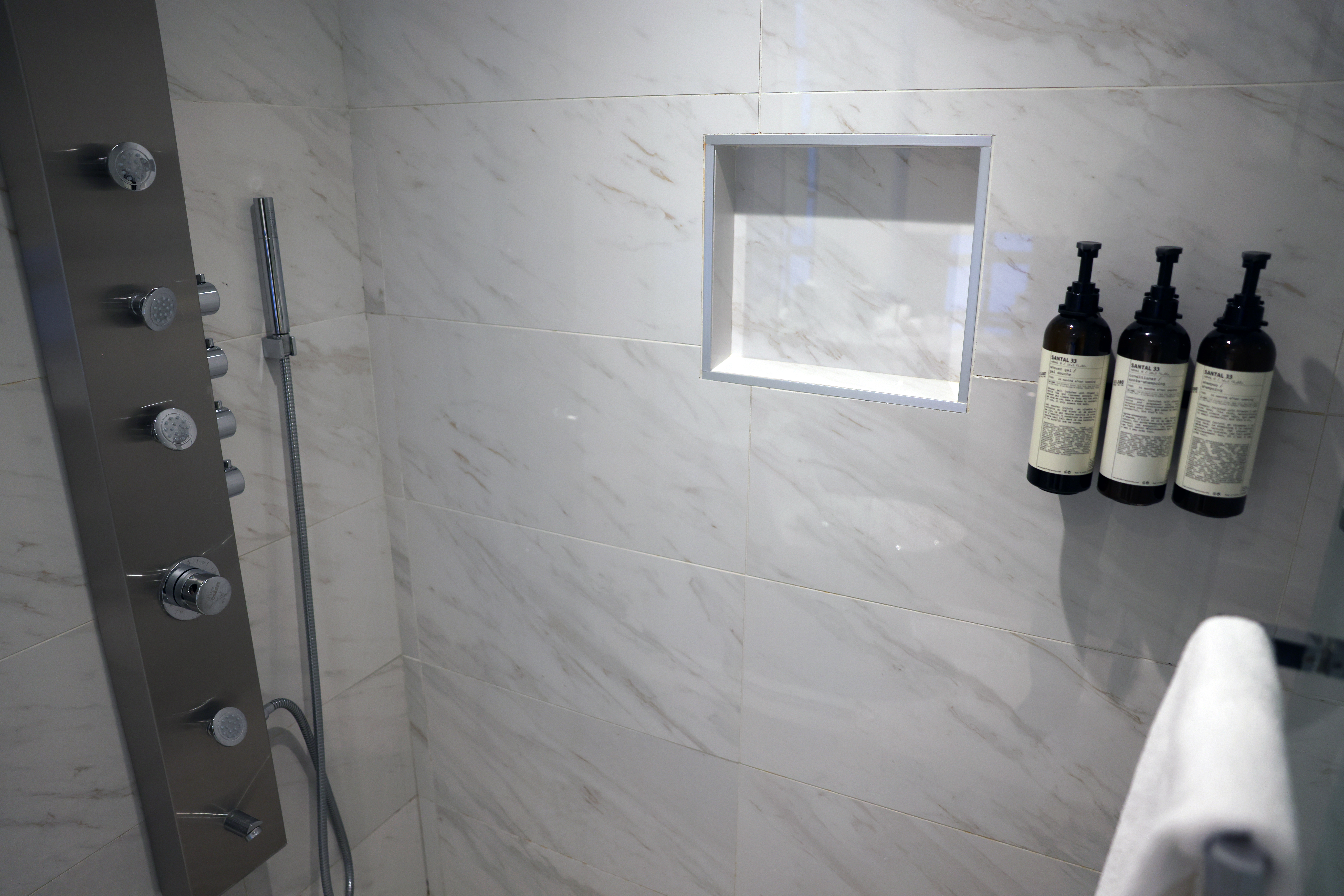 William Gray Montreal shower William Gray Montreal shower