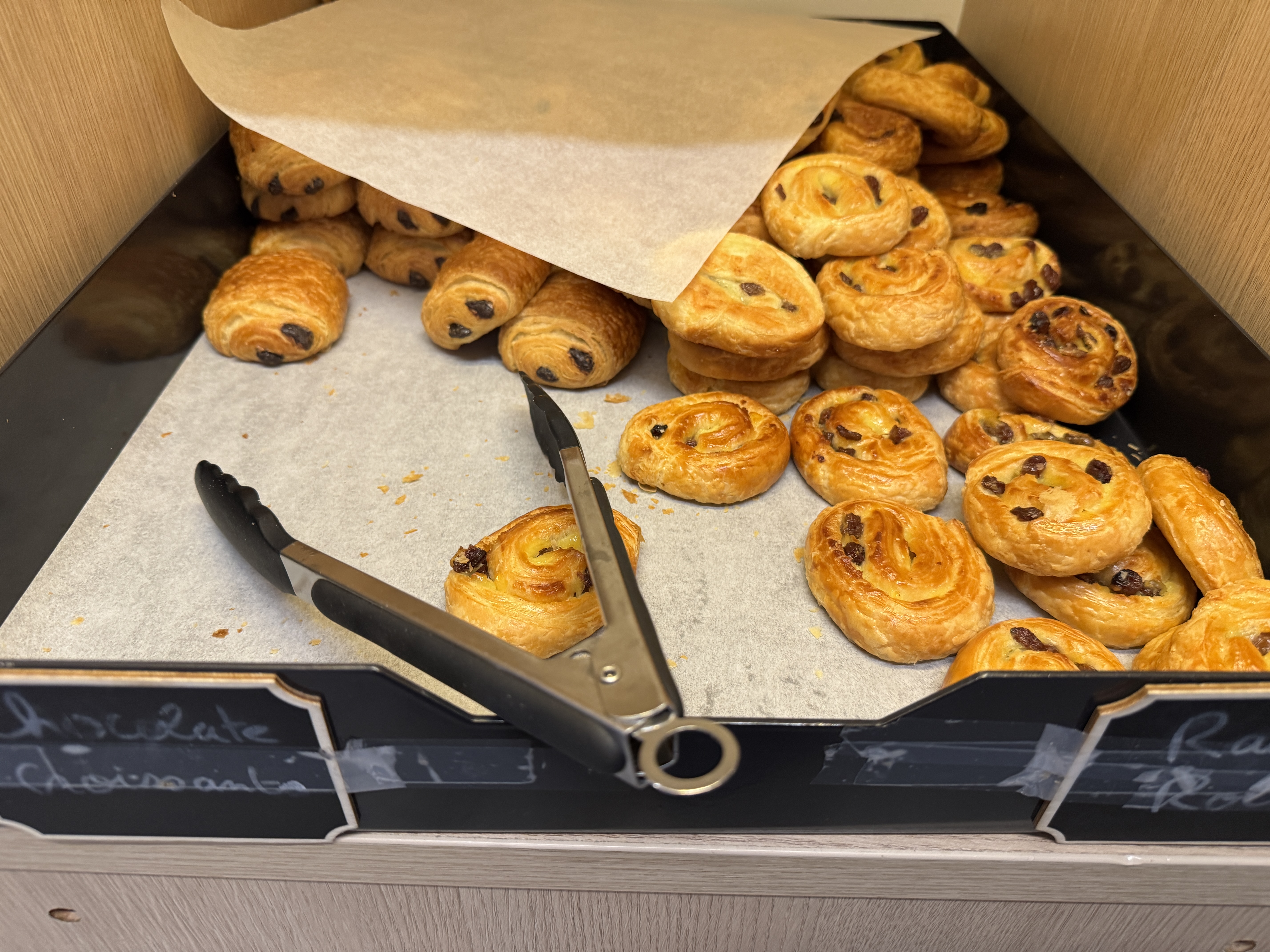 YOTELAIR Paris Charles de Gaulle baked goods