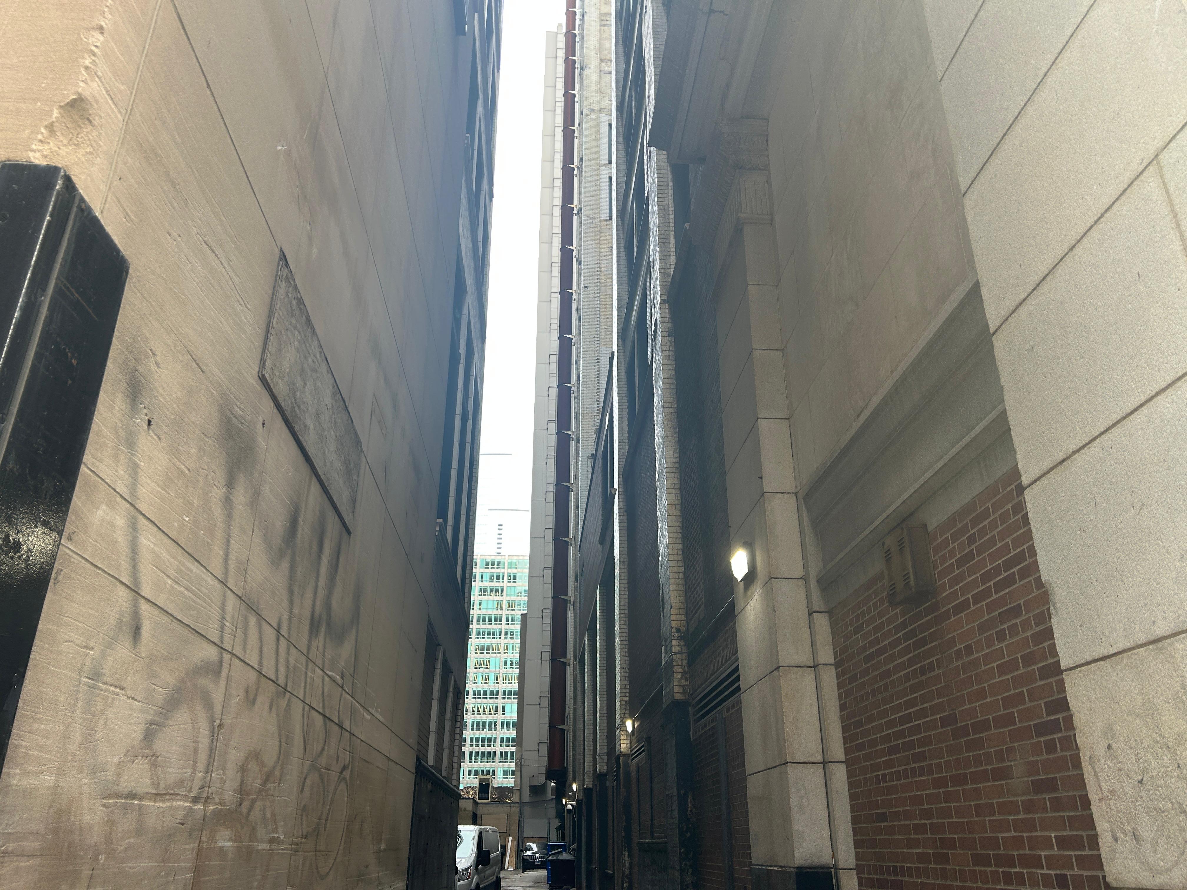Alleyway at Kimpton Alleyway at Kimpton