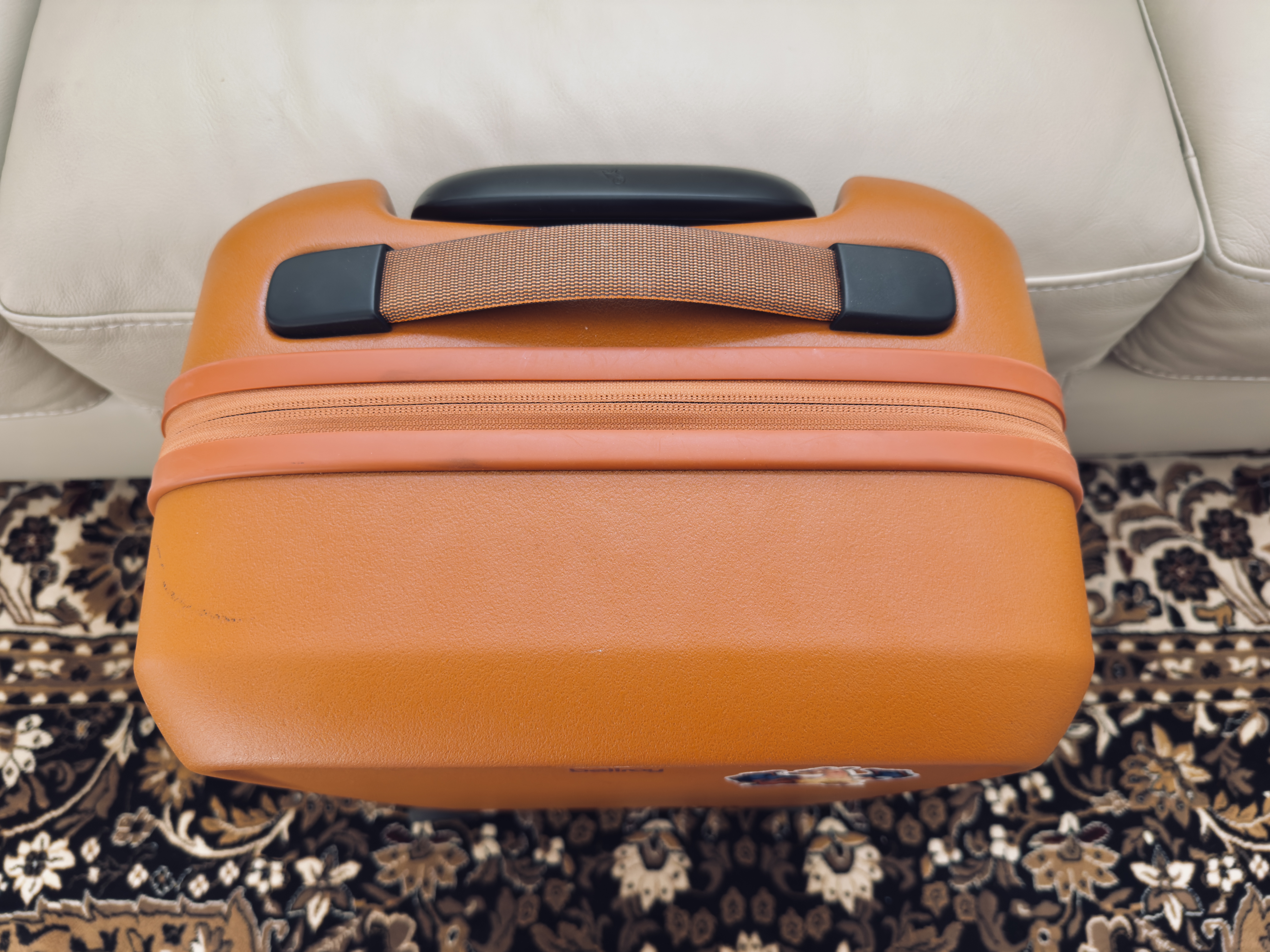Bellroy Transit Carry on top Bellroy Transit Carry on top