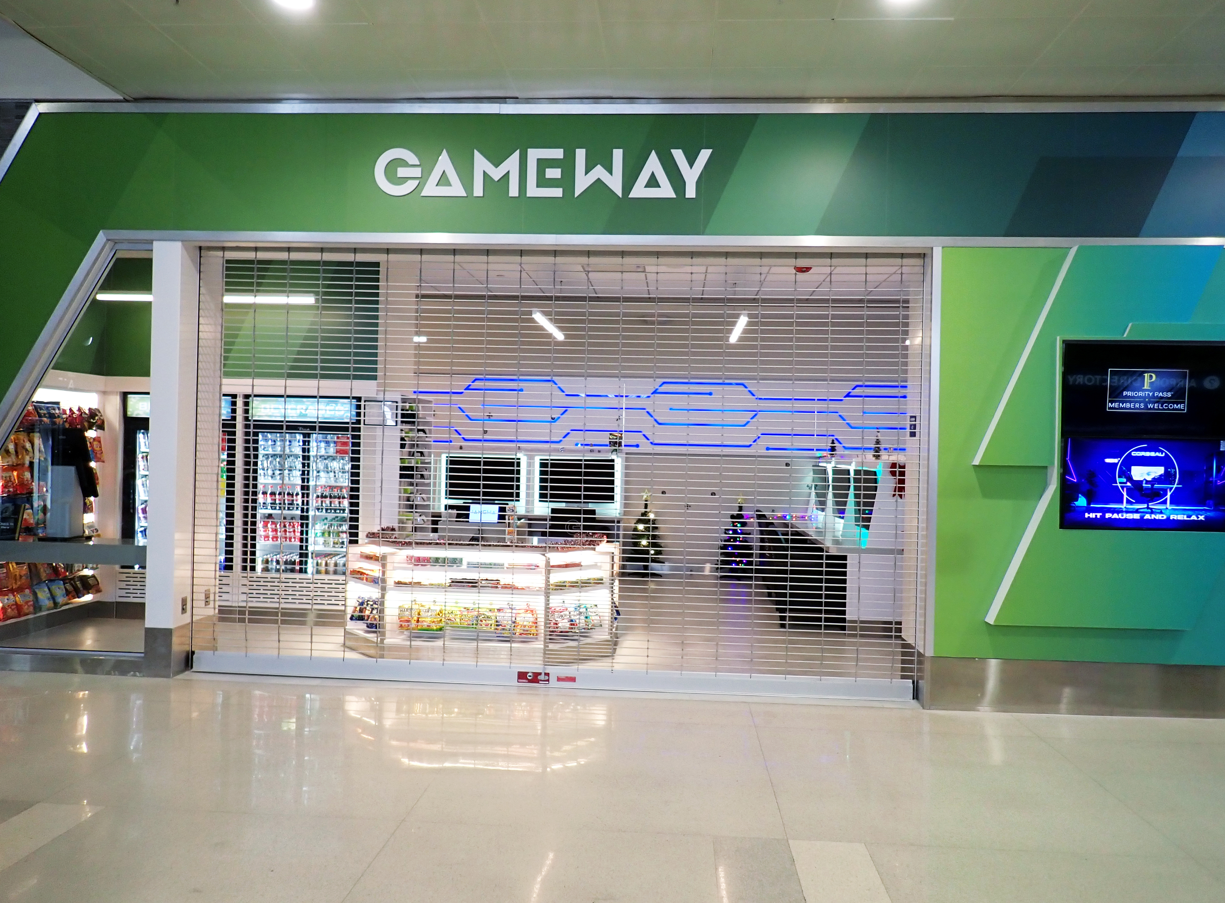 DTW McNamara Terminal Gameway entrance DTW McNamara Terminal Gameway entrance near A17