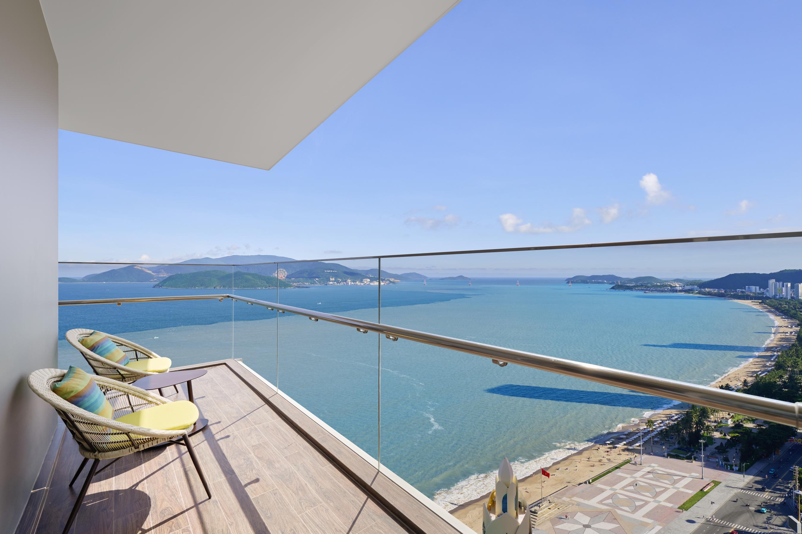 Hyatt Regency Nha Trang Balcony