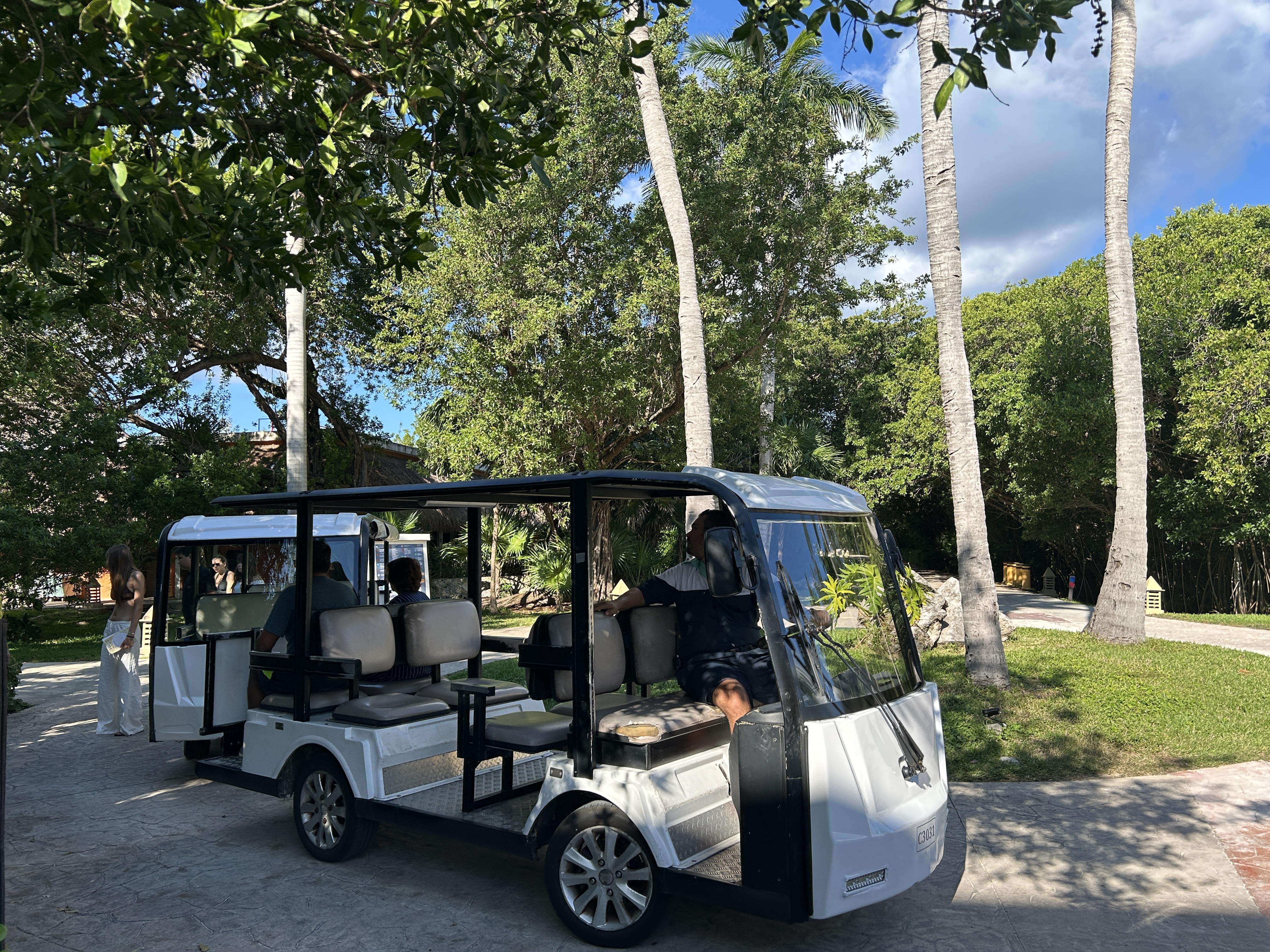 Iberostar Waves Paraiso Beach Tram