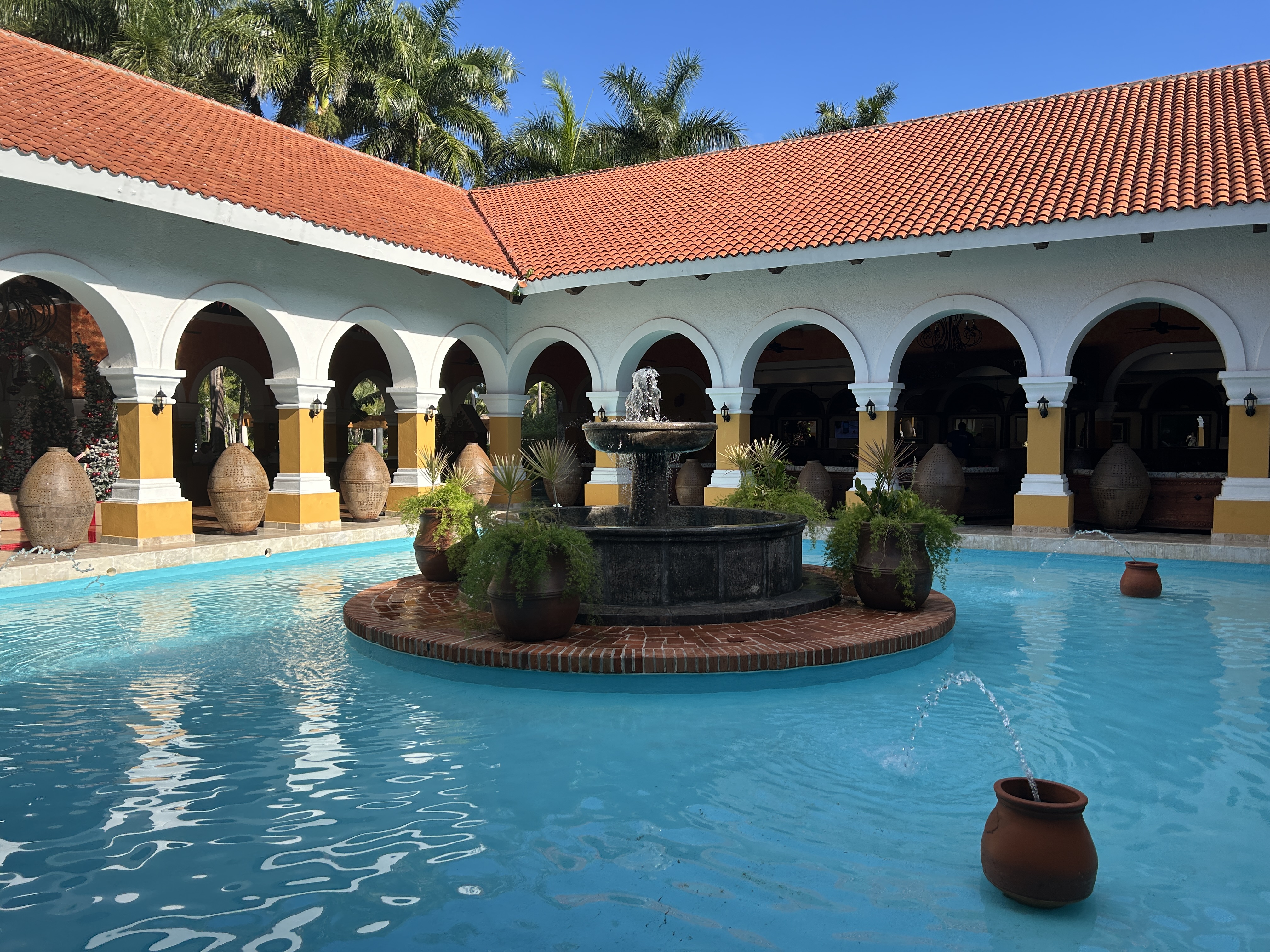 Iberostar Waves Paraiso Beach lobby