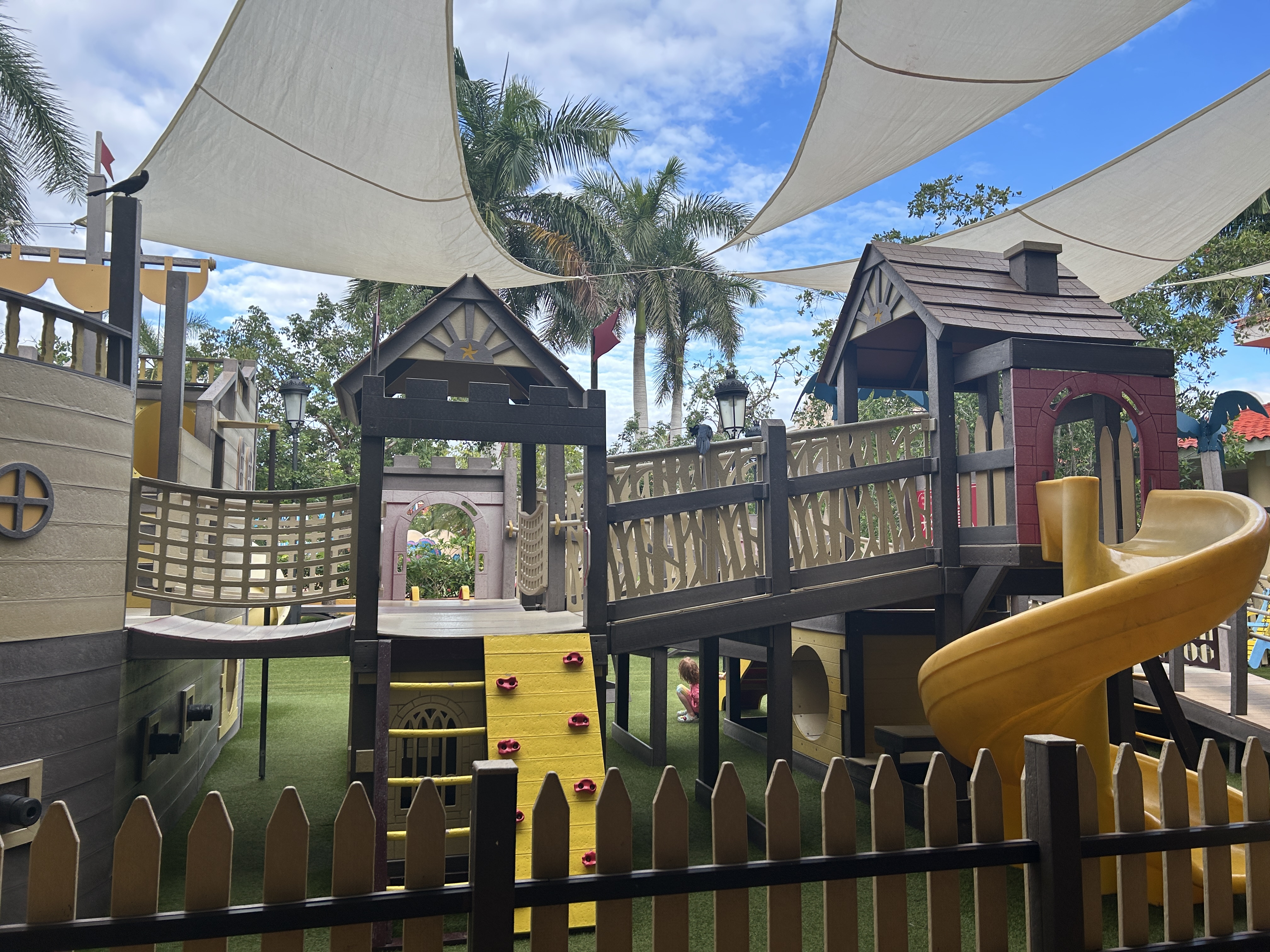 Iberostar Waves Paraiso Beach playground