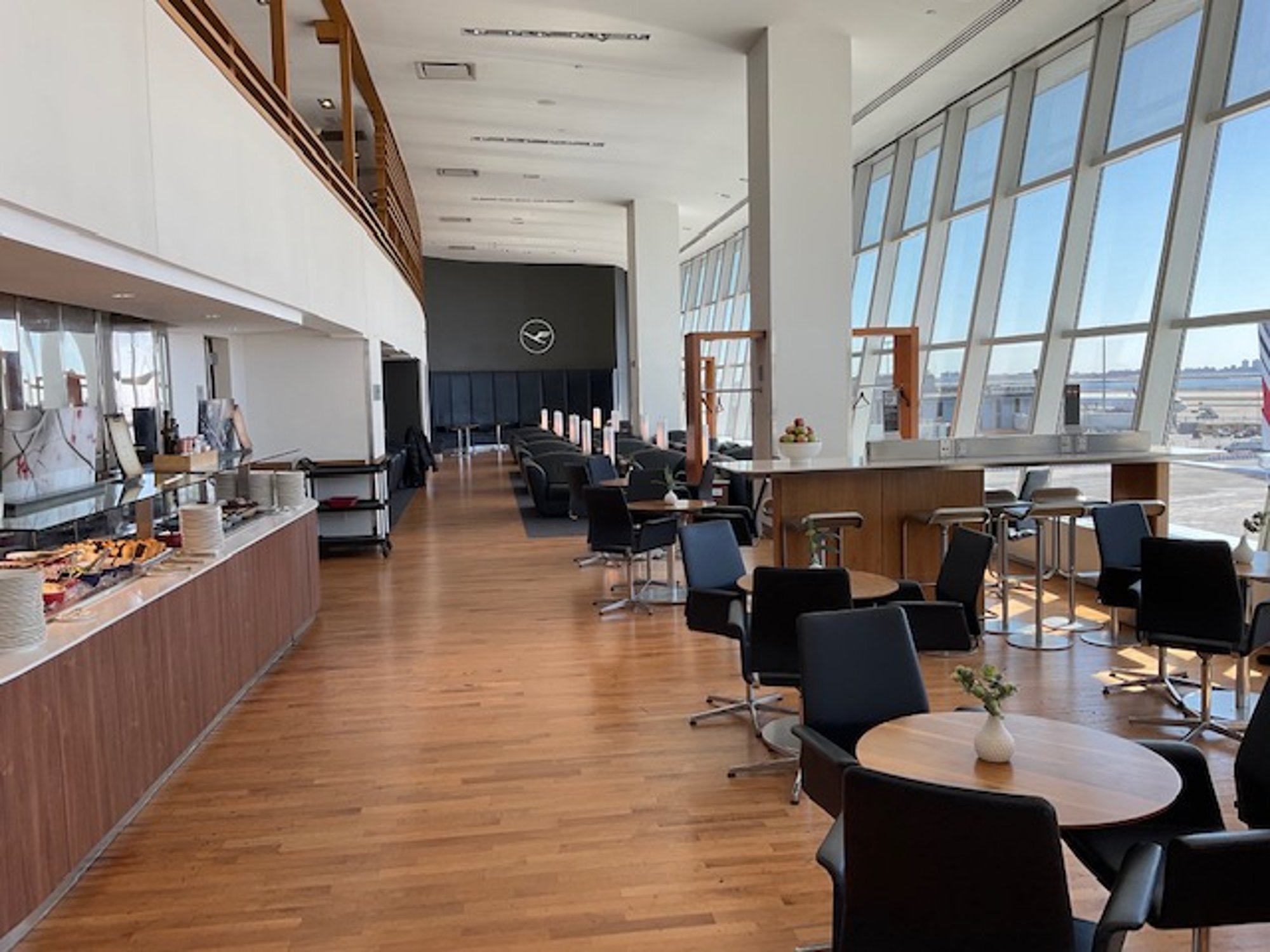 Lufthansa Senator Lounge JFK JFK Lufthansa Senator Lounge Amex