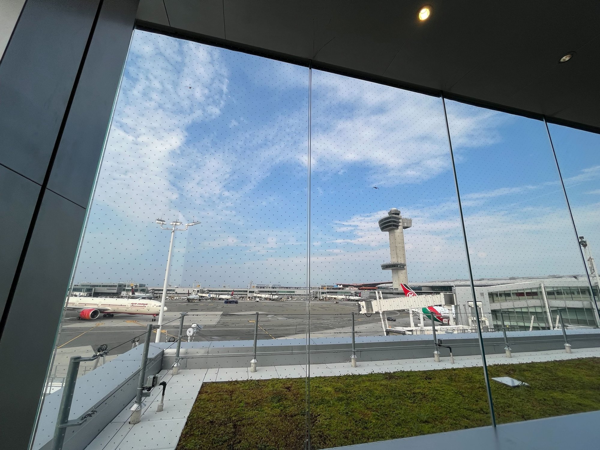 Delta Sky Club Terminal 4 JFK T4 Concourse A Delta Sky Club Amex