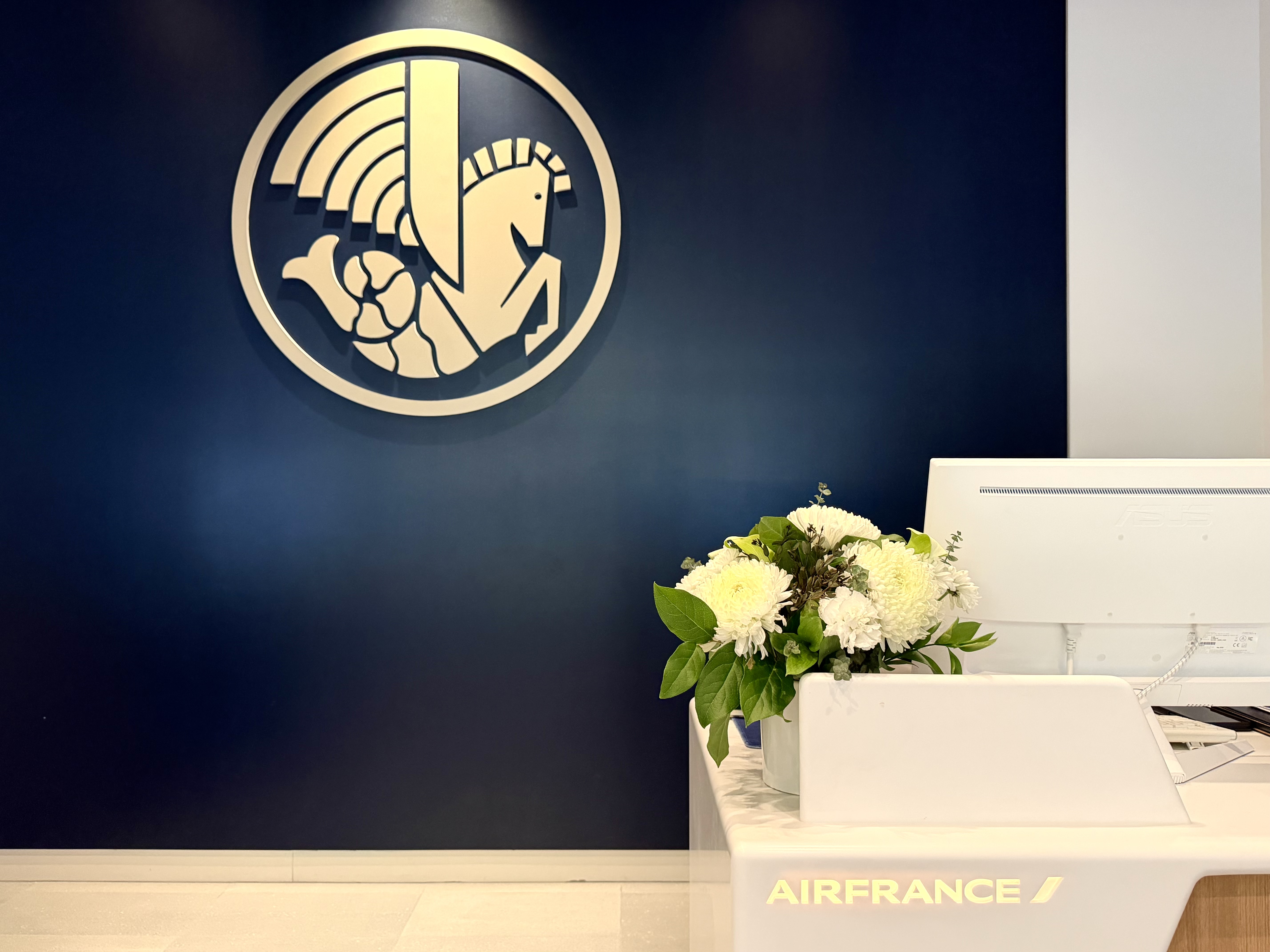 LAX Air France Lounge details LAX Air France Lounge details