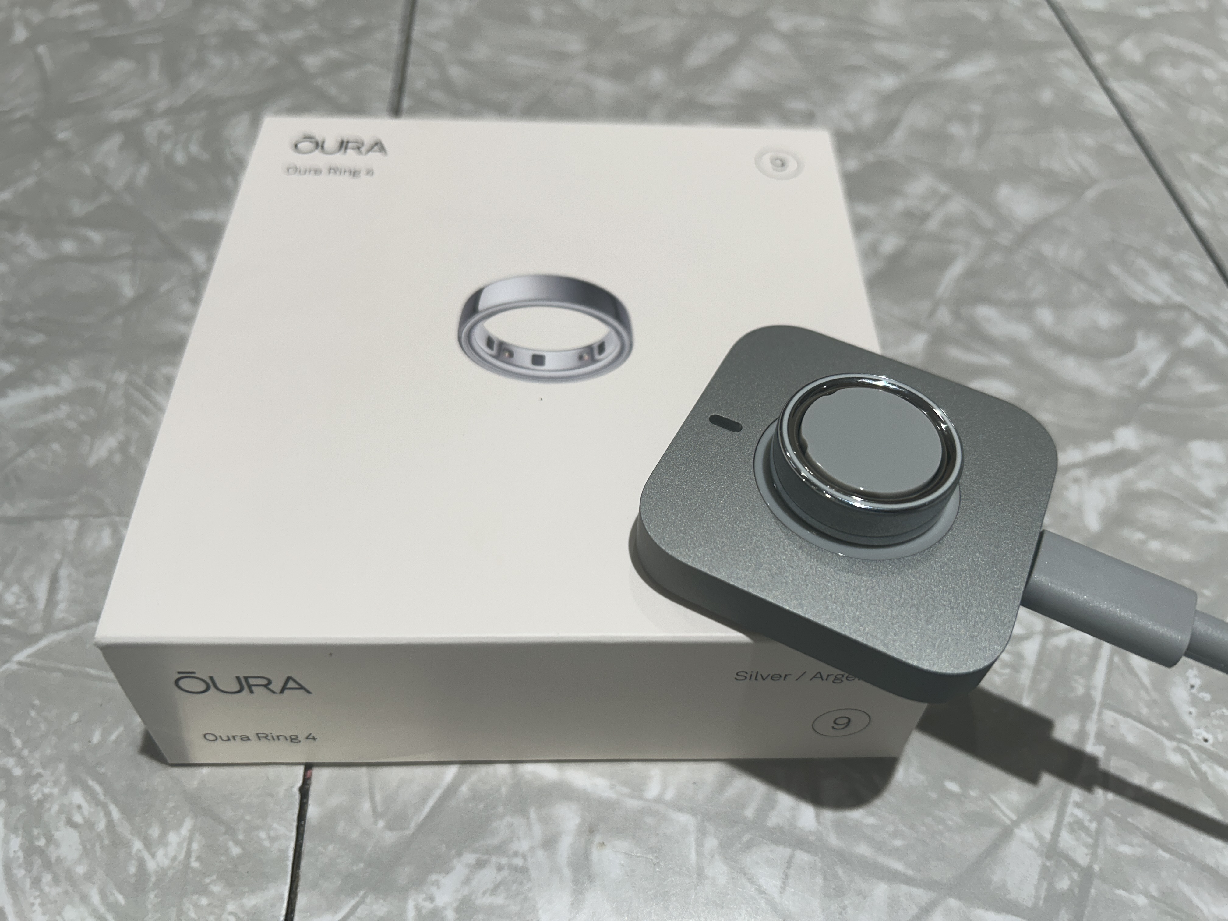 Oura Ring with charger