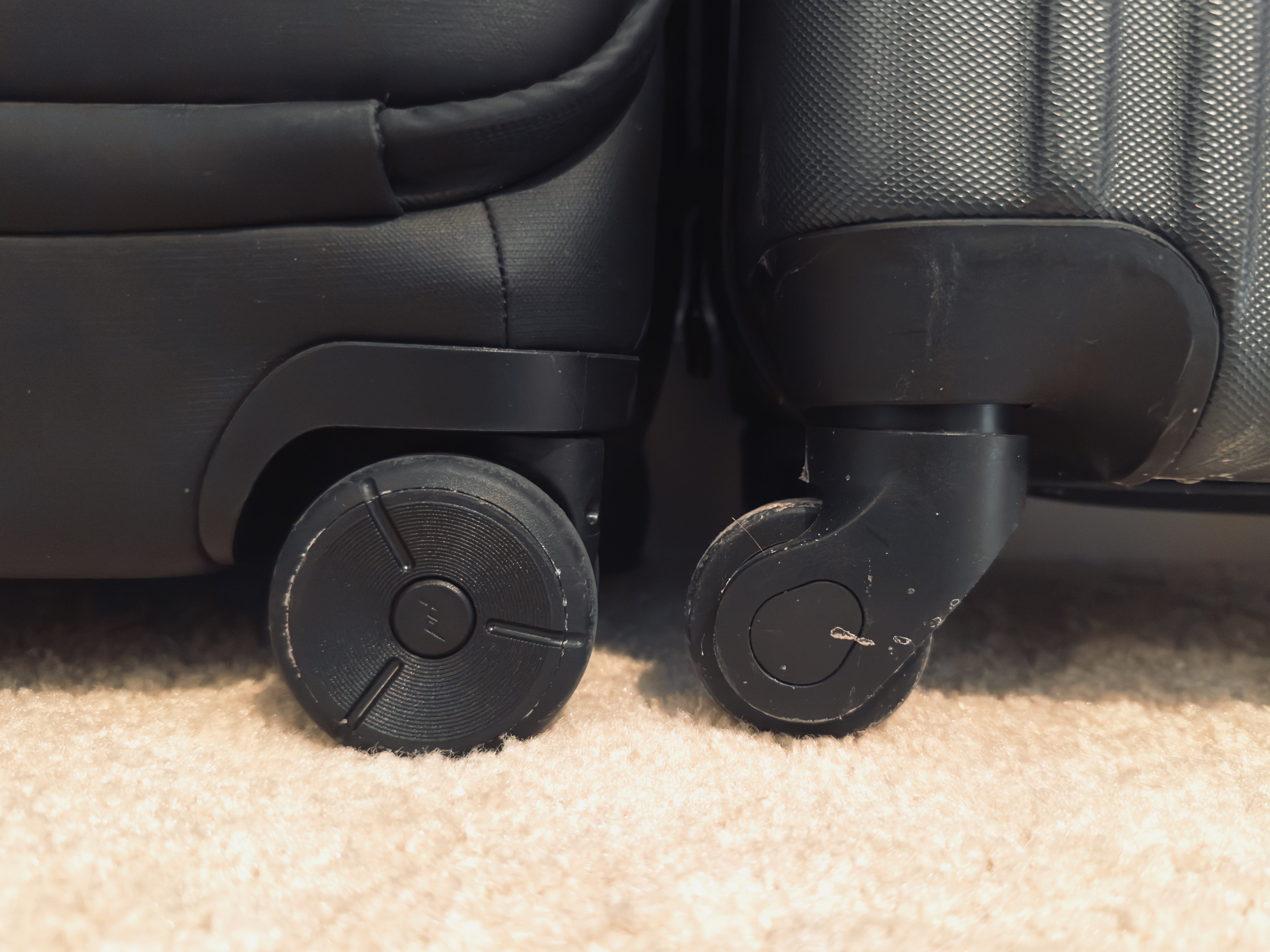 Peak Design Roller Pro Carry On wheels Peak Design Roller Pro Carry On wheels