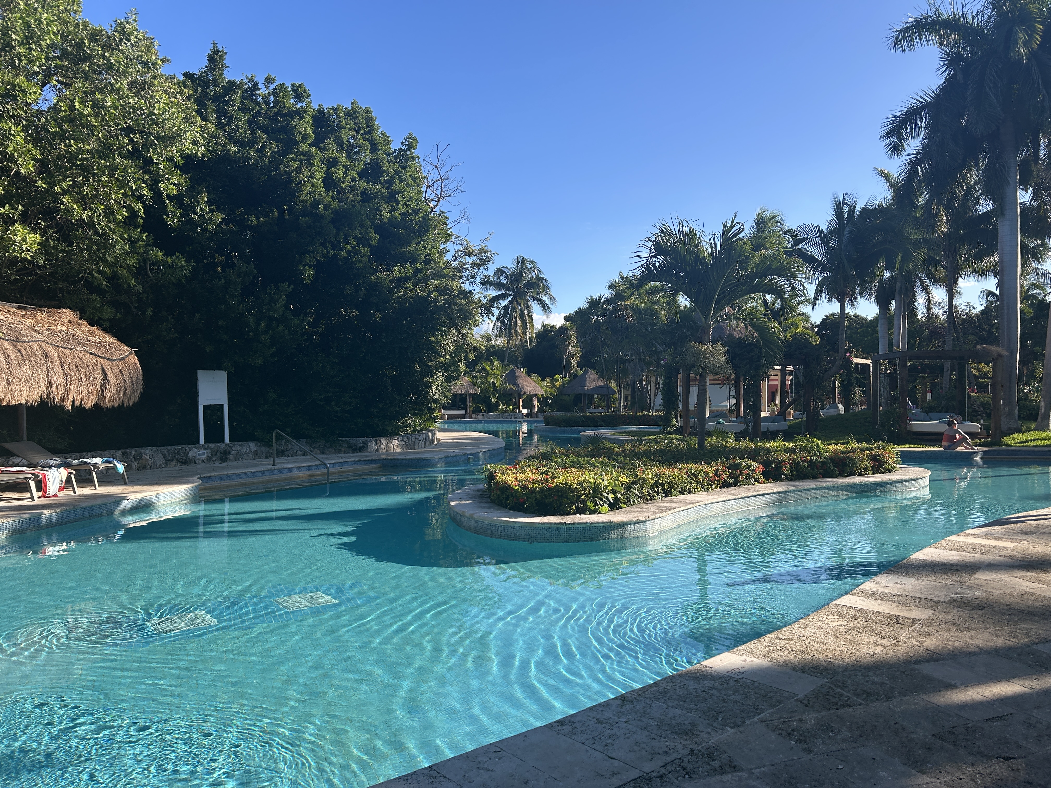 Pools Iberostar Waves Paraiso Beach