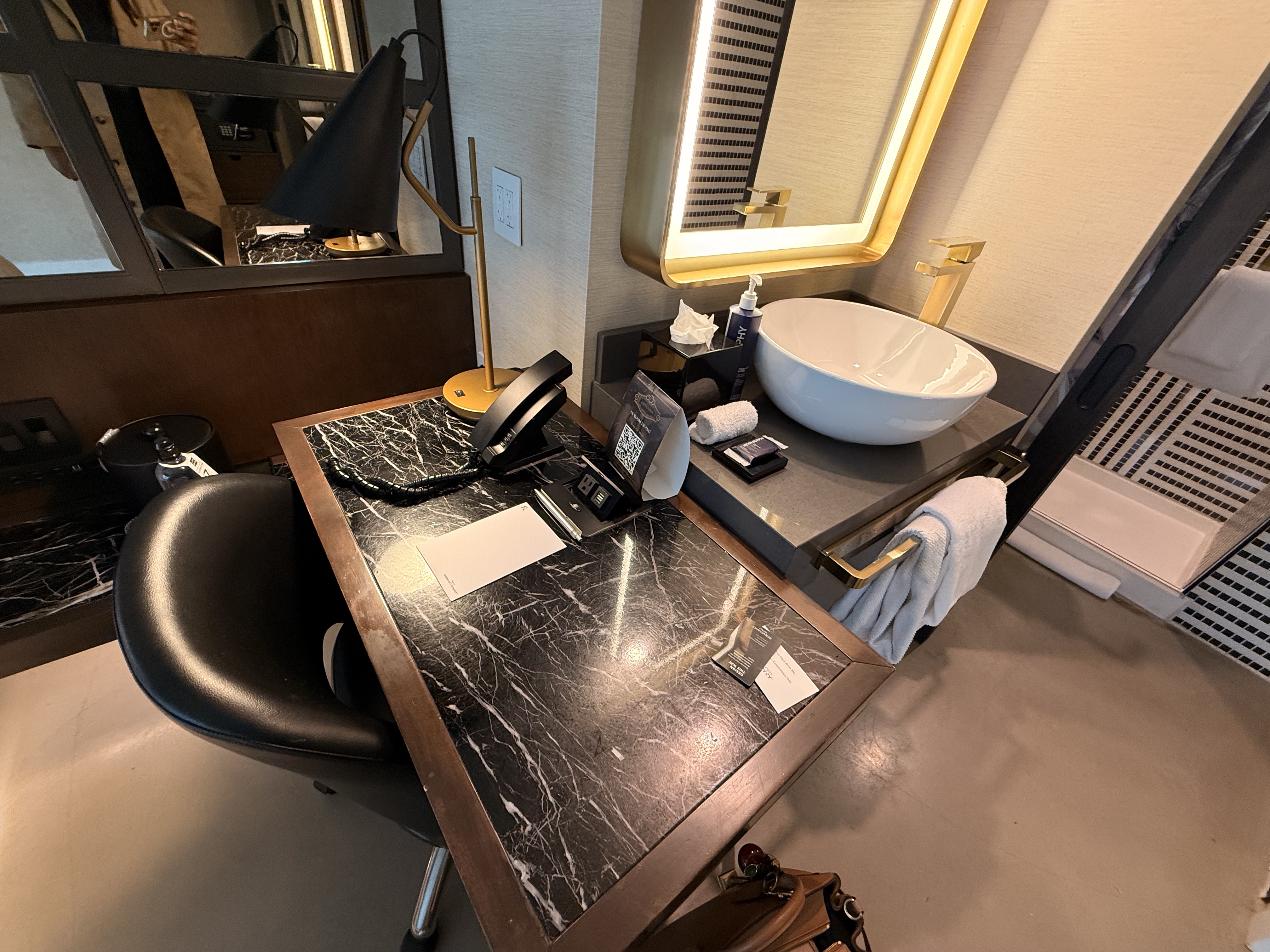Renaissance Harlem Desk