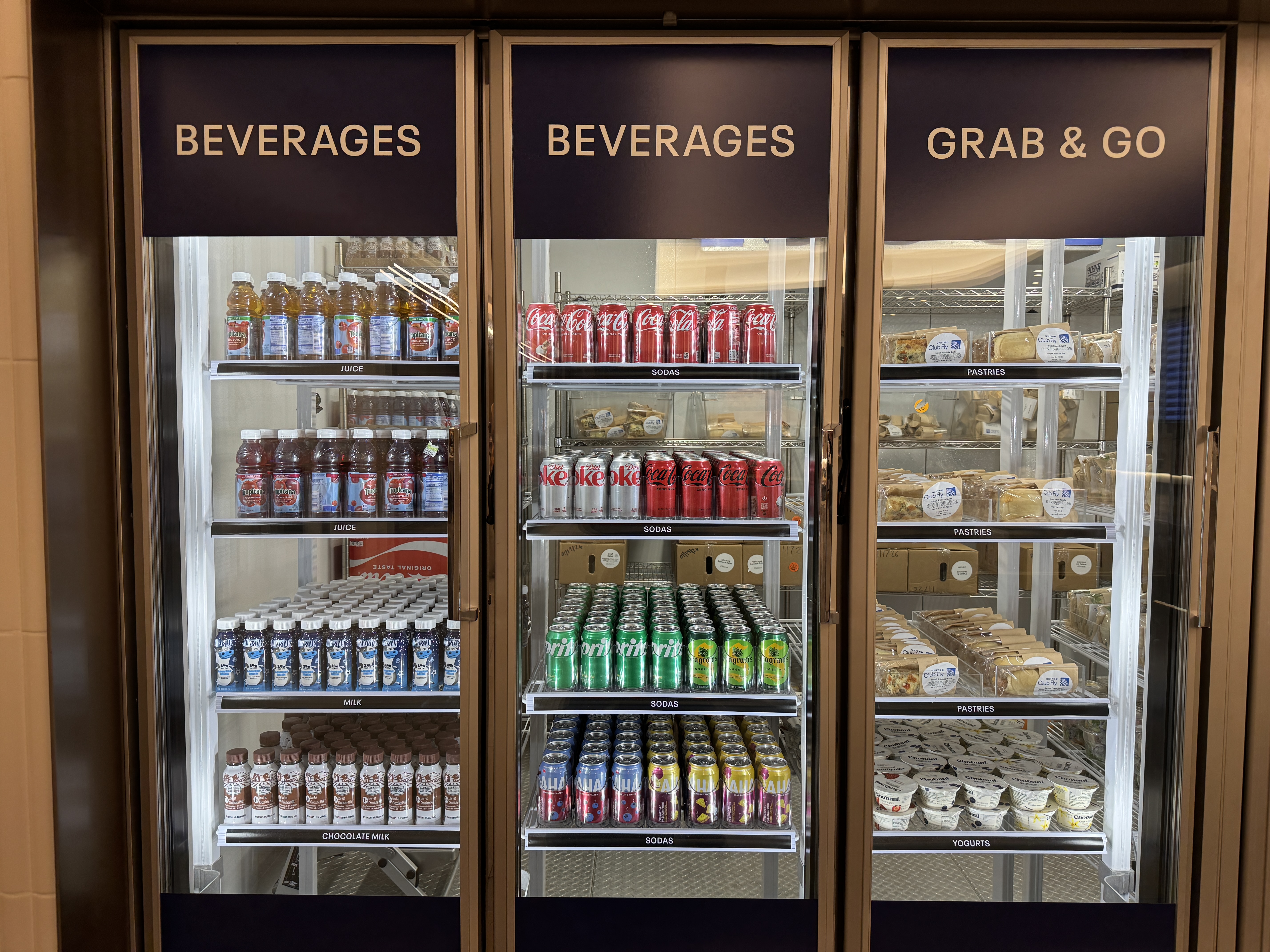 United Club Fly IAH left coolers