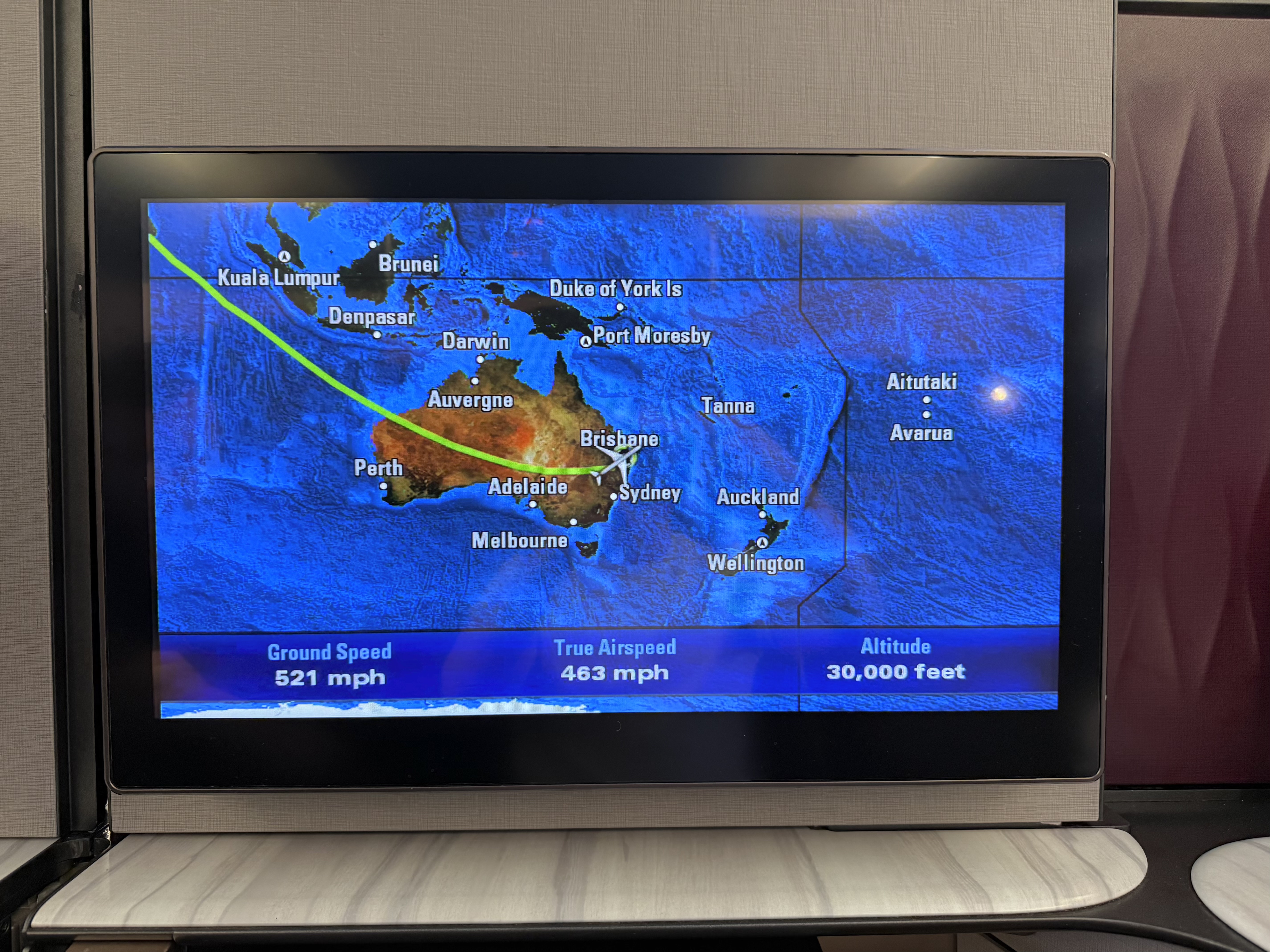 Qatar Airways Qsuite moving map