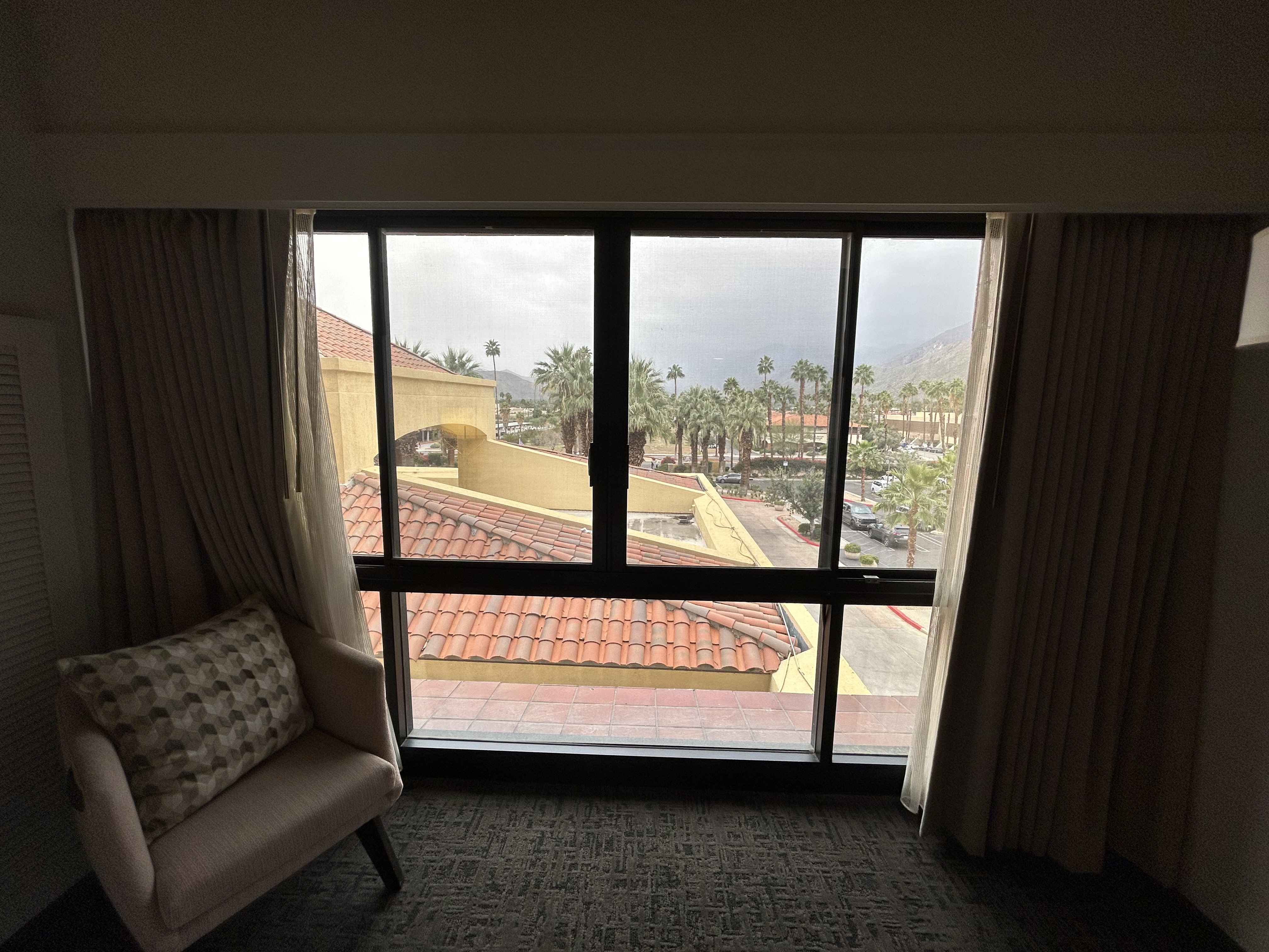 Renaissance Palm Springs room 3230 window