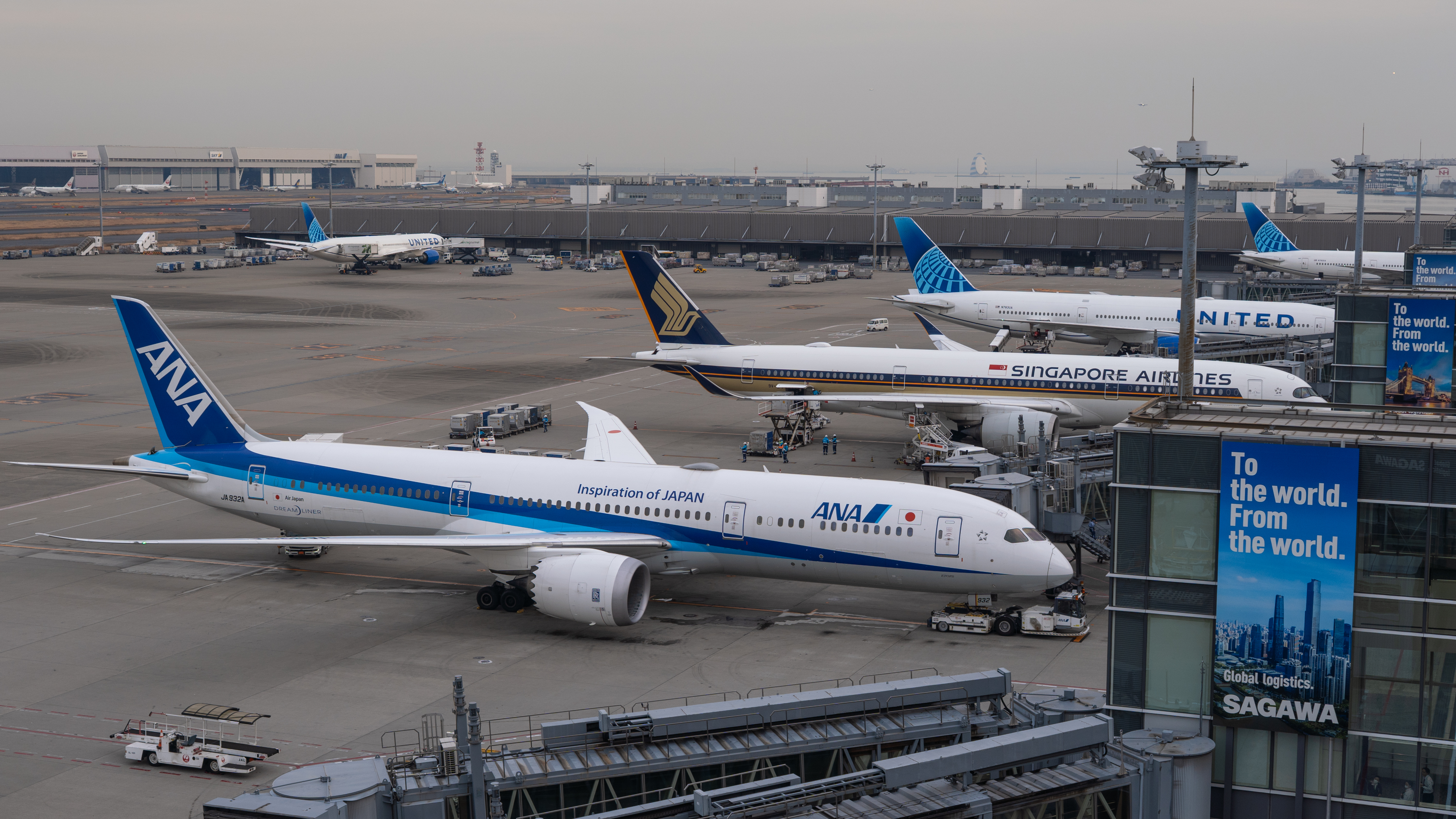 Star Alliance airlines ANA, Singapore, United Star Alliance airlines ANA, Singapore, United