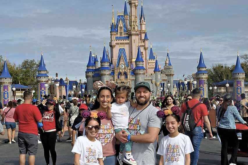 Disney Magic Kingdom Ruiz Family Disney Magic Kingdom Ruiz Family