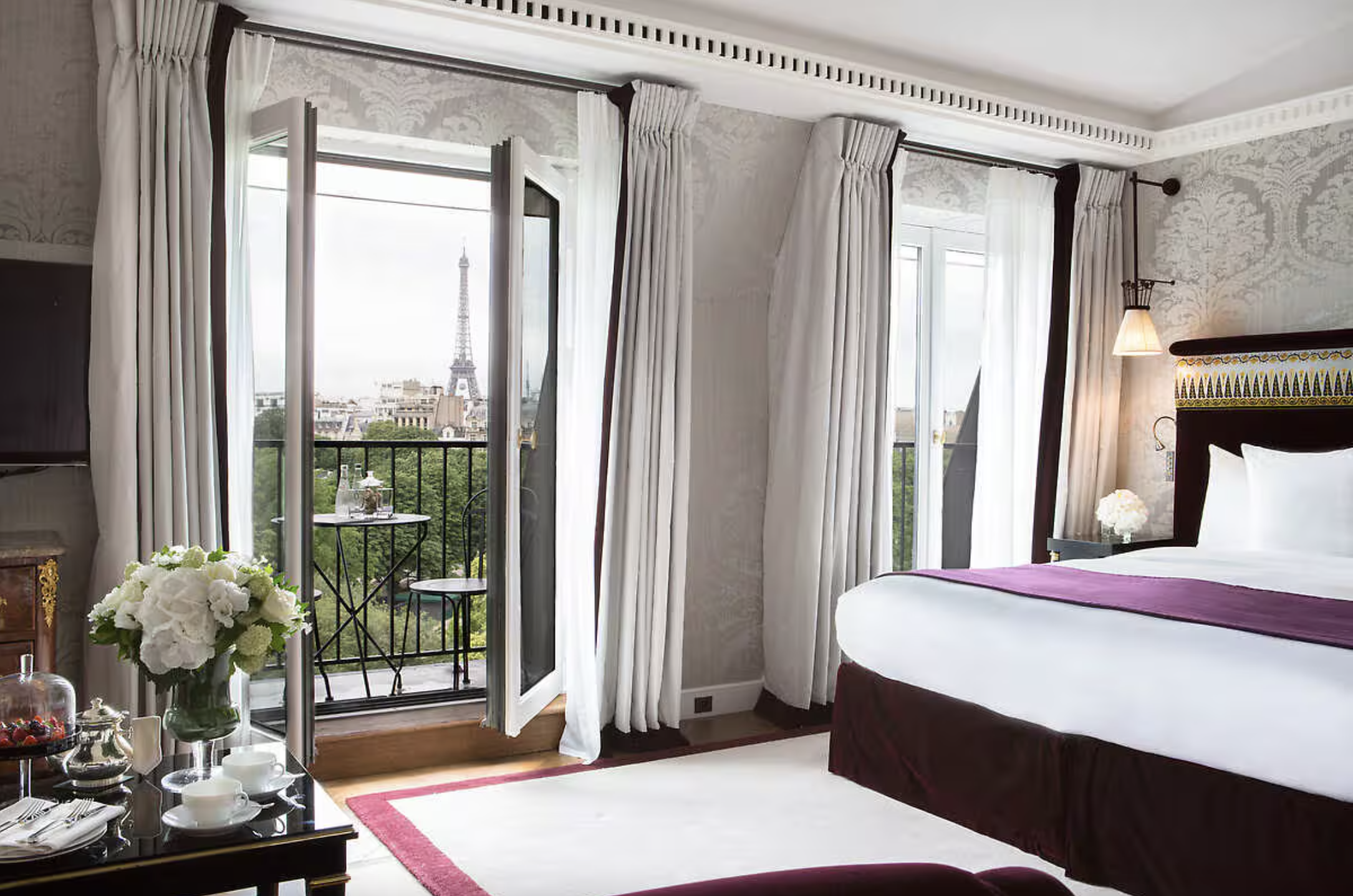La Reserve Paris Suite View