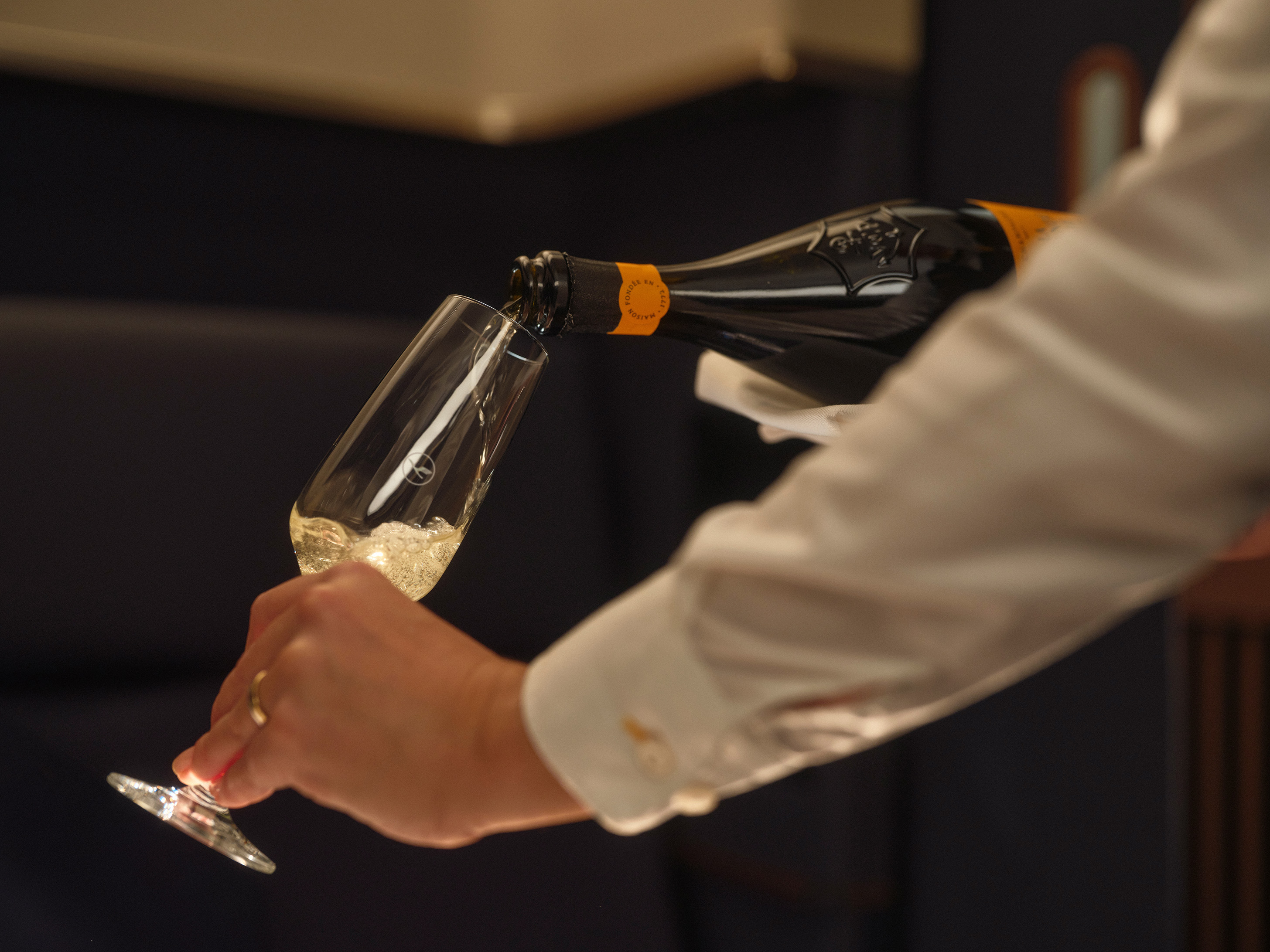 Lufthansa FOX First Class Champagne Lufthansa FOX First Class Champagne