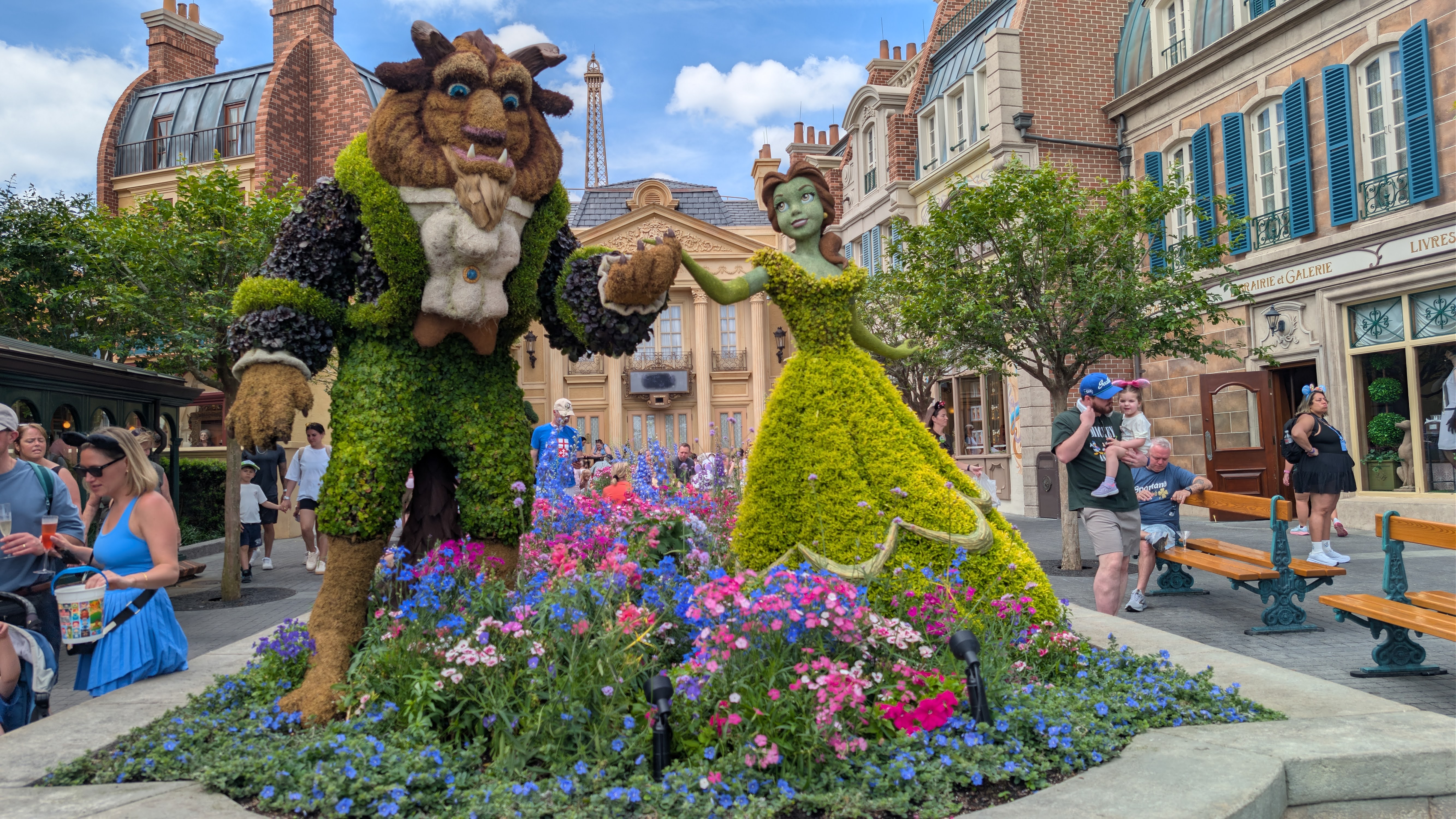 2026 EPCOT International Flower & Garden Festival Beauty and the Beast topiary 2026 EPCOT International Flower & Garden Festival Beauty and the Beast topiary