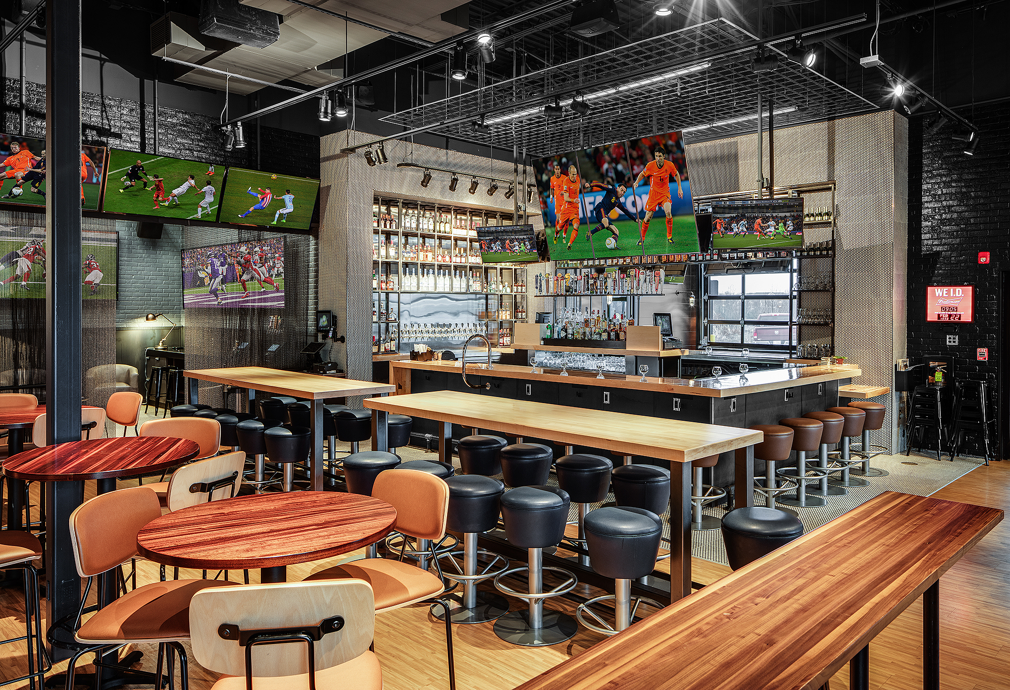 BWW Interior 3 1 BWW Interior 3 1
