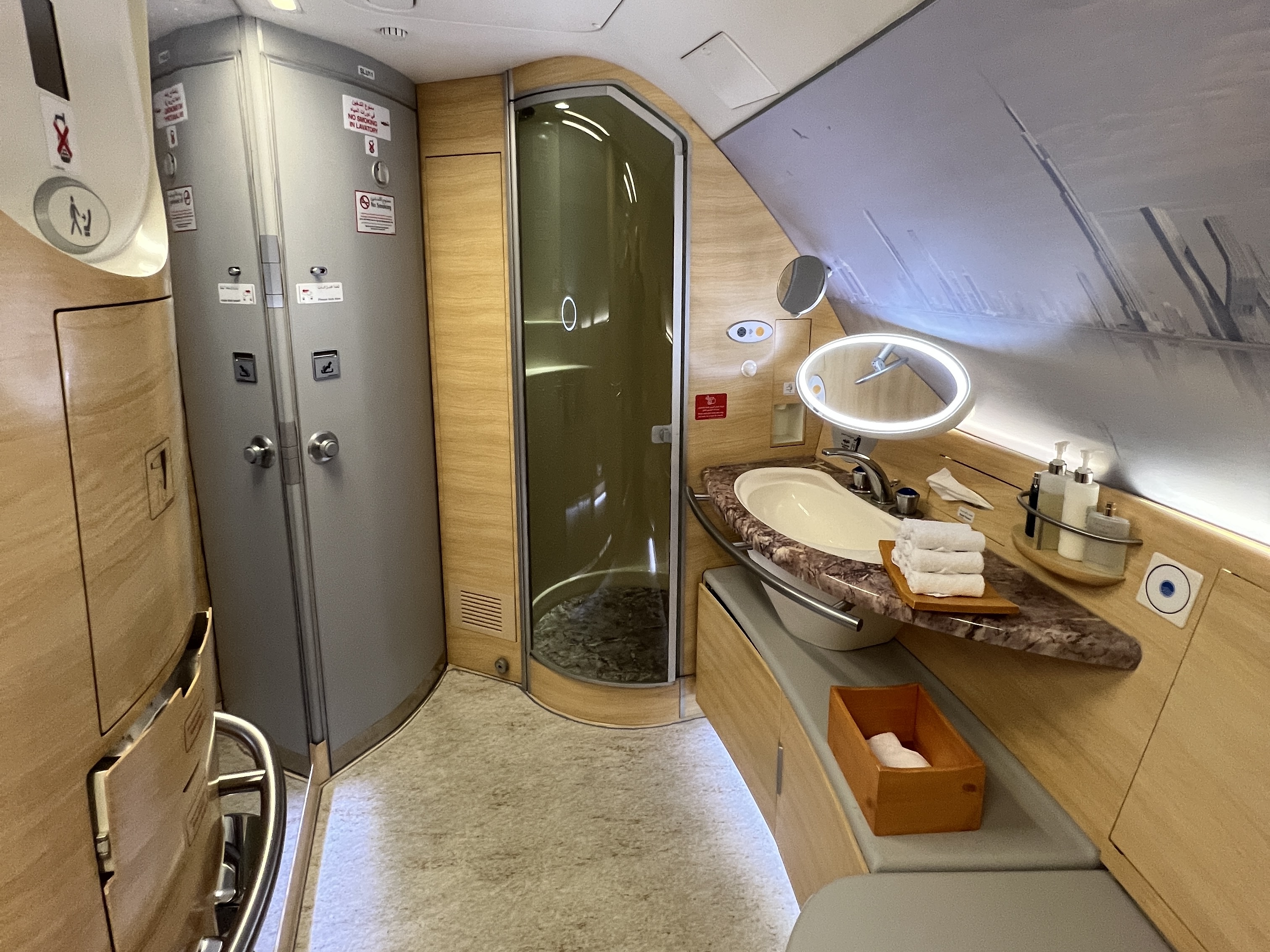 Emirates A380 Onboard Shower Juan Ruiz