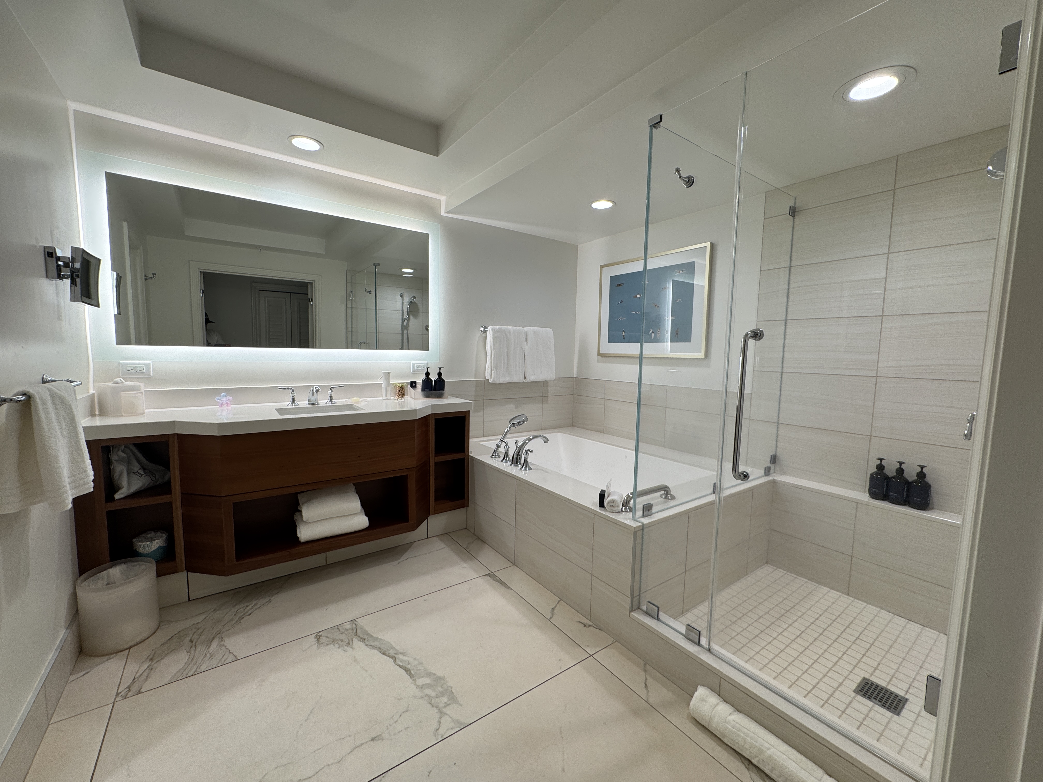 Grand Wailea bathroom renovated