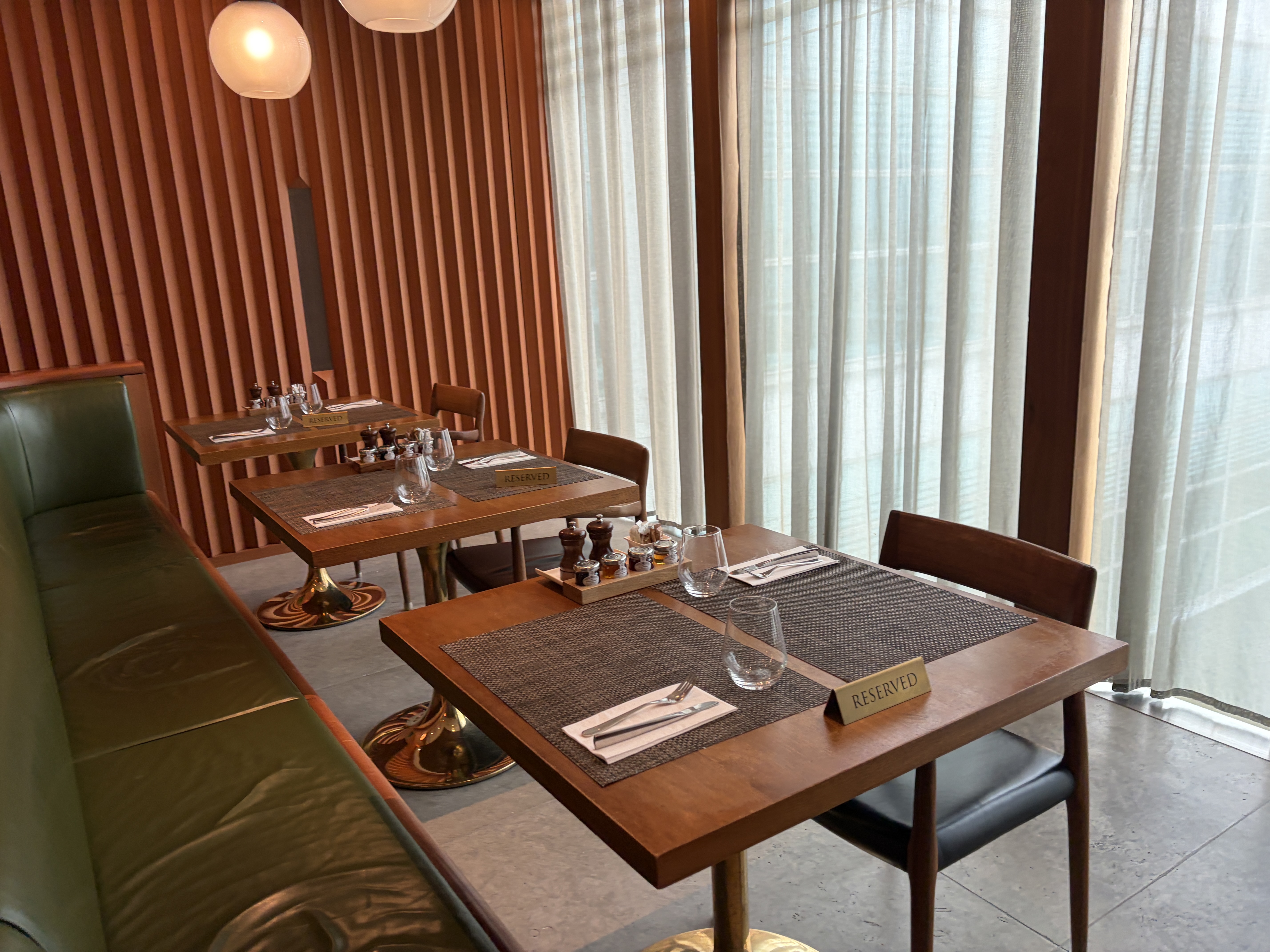 Cathay Pacific First Lounge dining area Cathay Pacific First Lounge dining area
