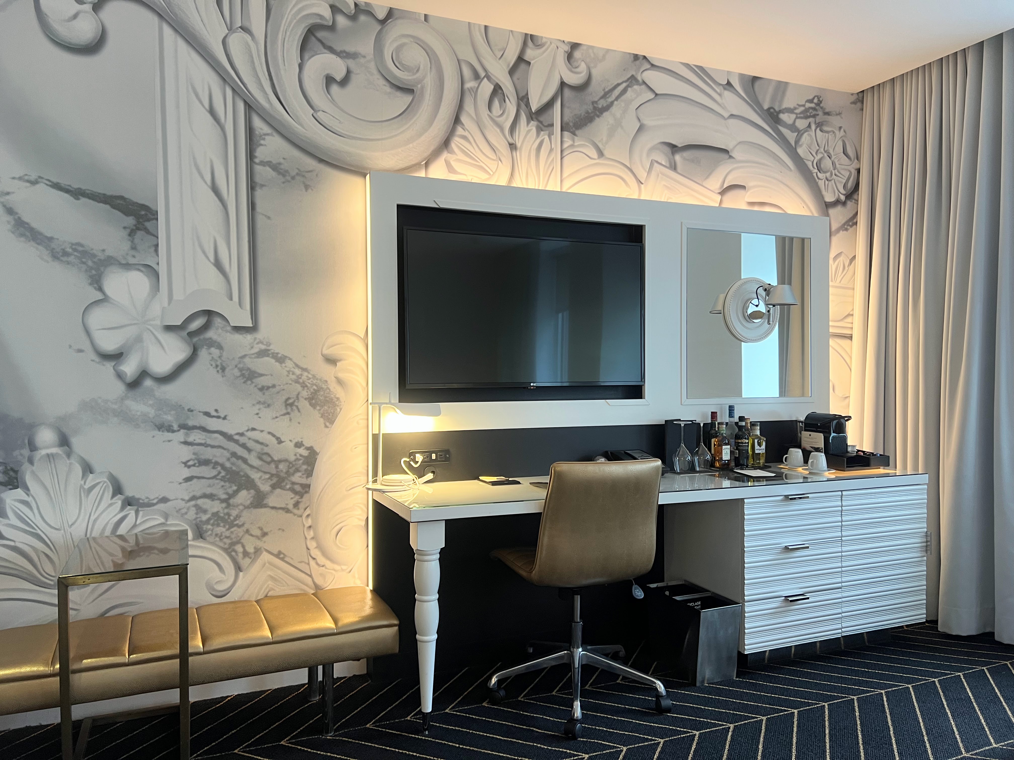 Desk and minibar at W Montreal