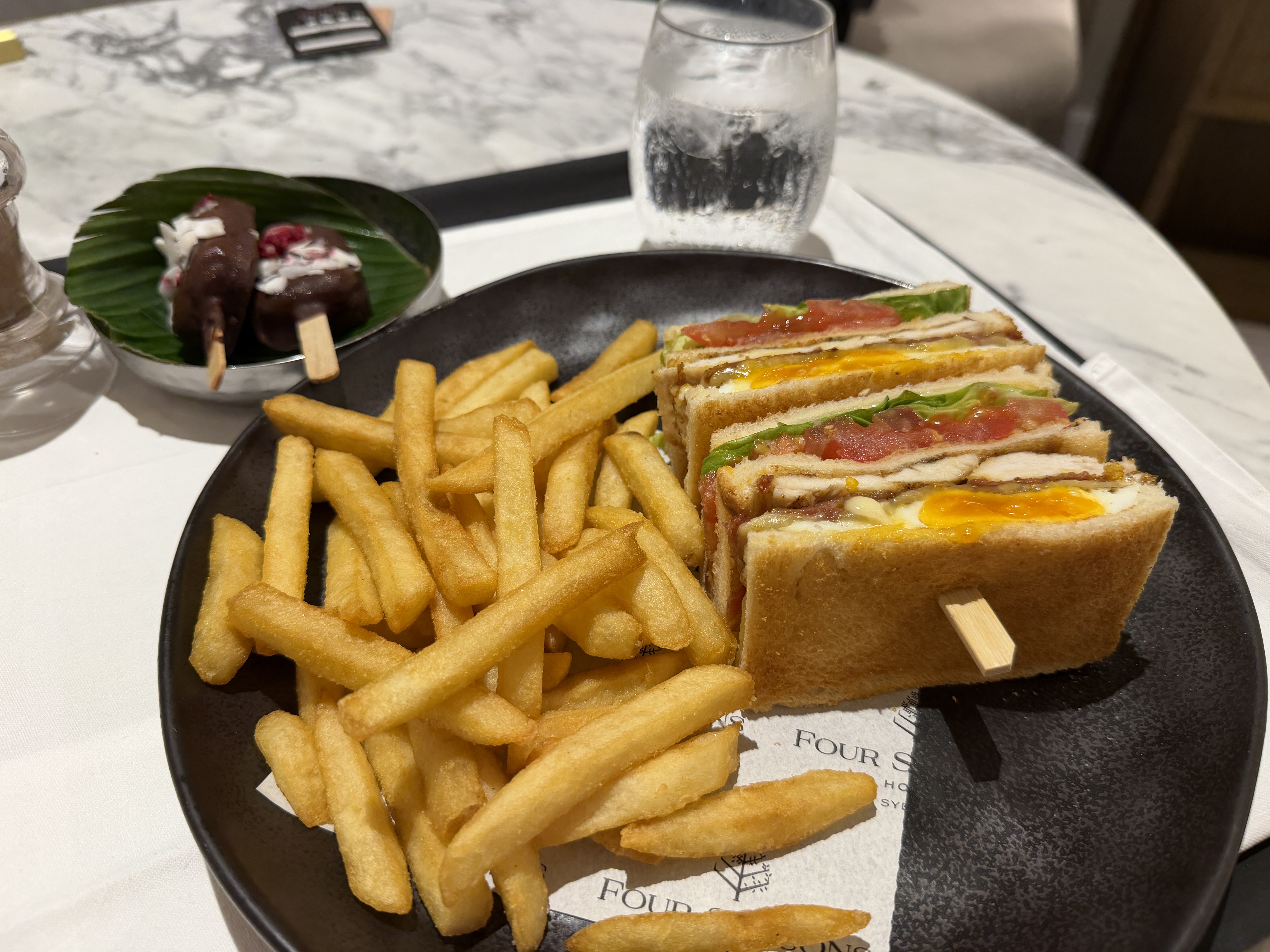 Four Seasons Sydney Room Service Four Seasons Sydney Room Service