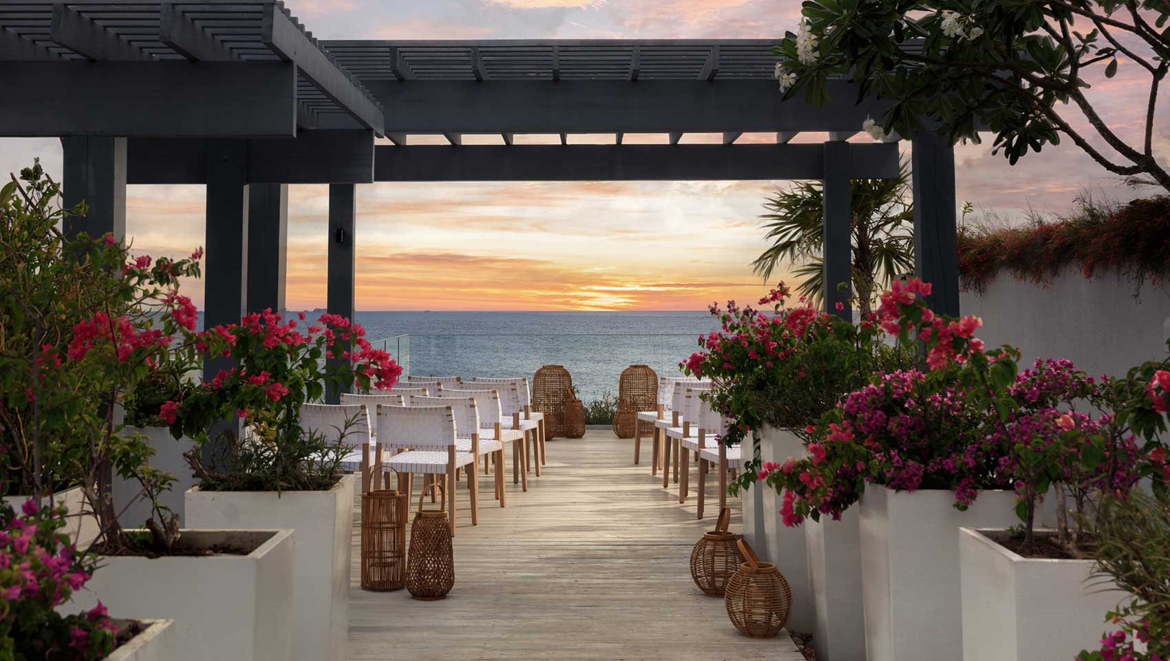Rooftop wedding Kimpton Grand Roatan Resort & Spa