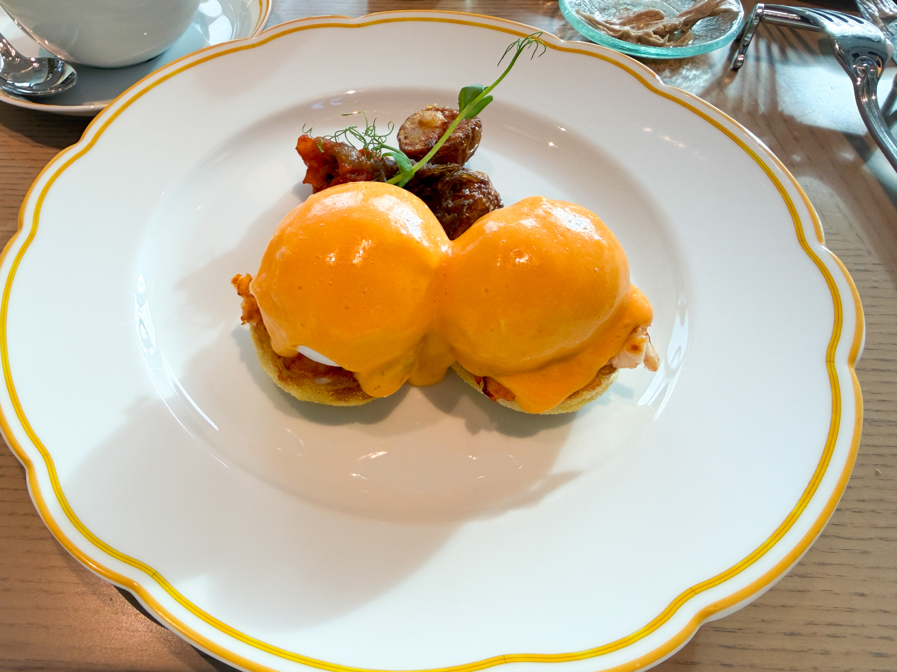 Waldorf Astoria Osaka Eggs Benedict Breakfast