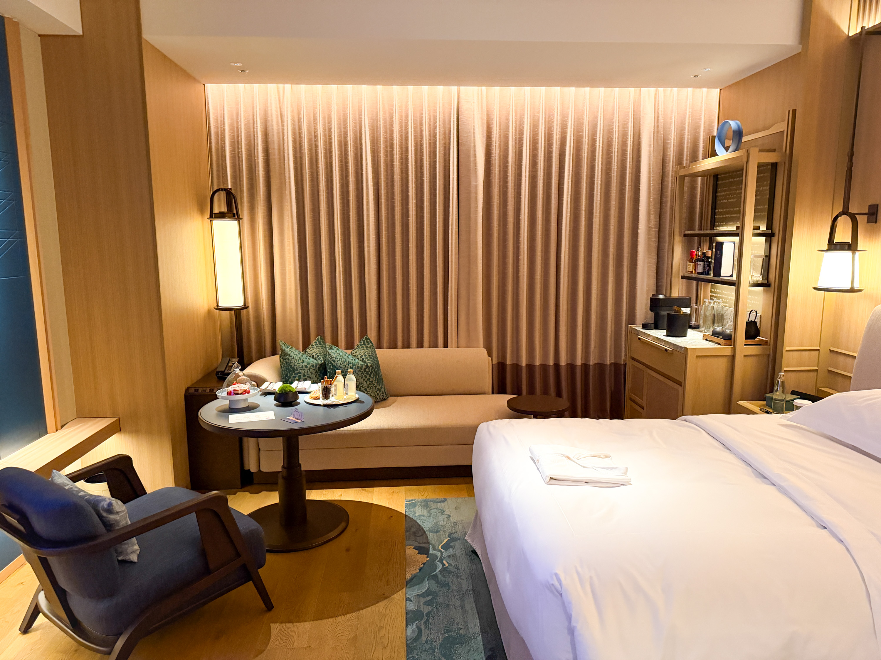 Waldorf Astoria Osaka King Guest Room