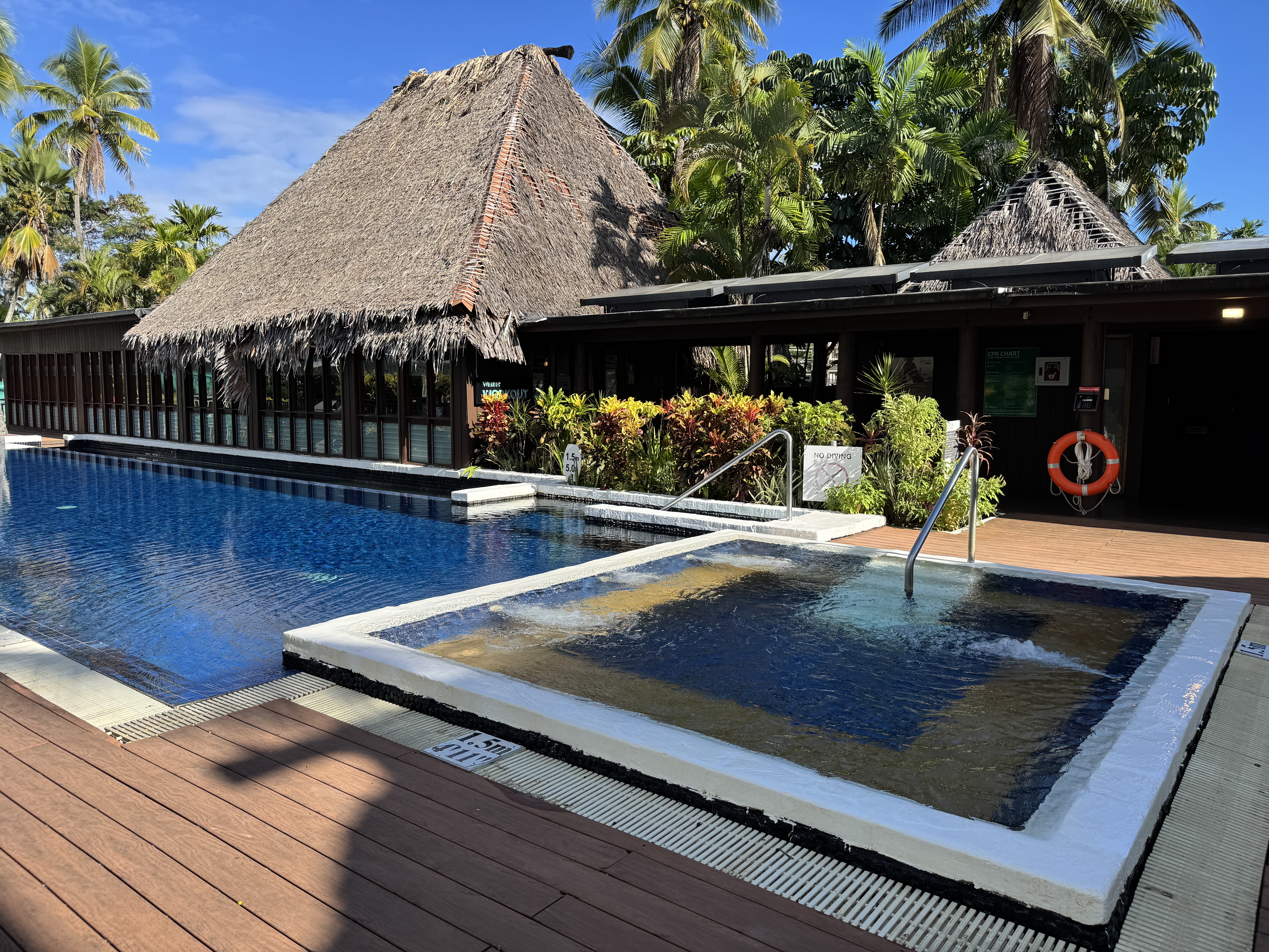 Westin Fiji pool