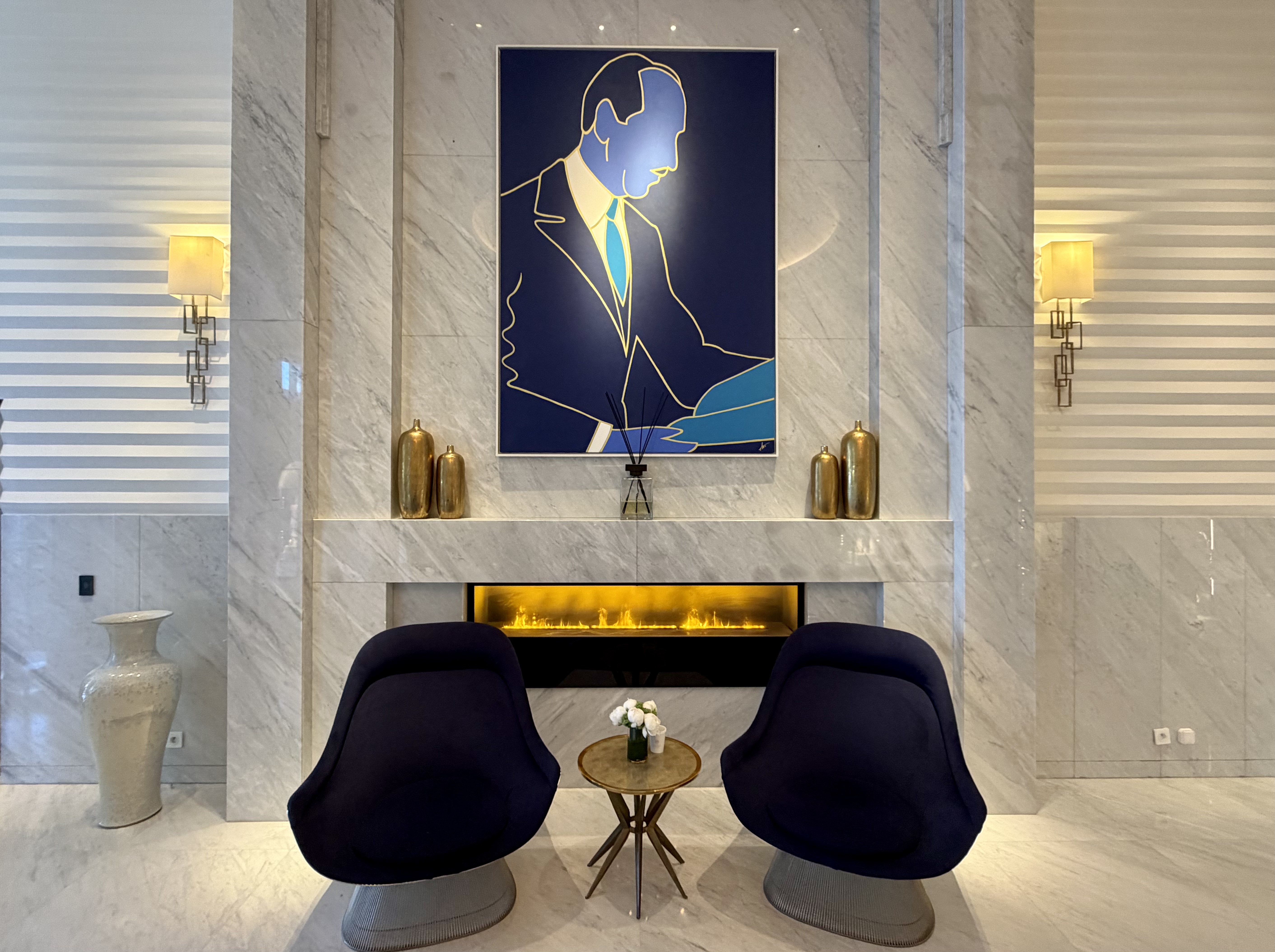 White Lotus Hotel Martinez lobby