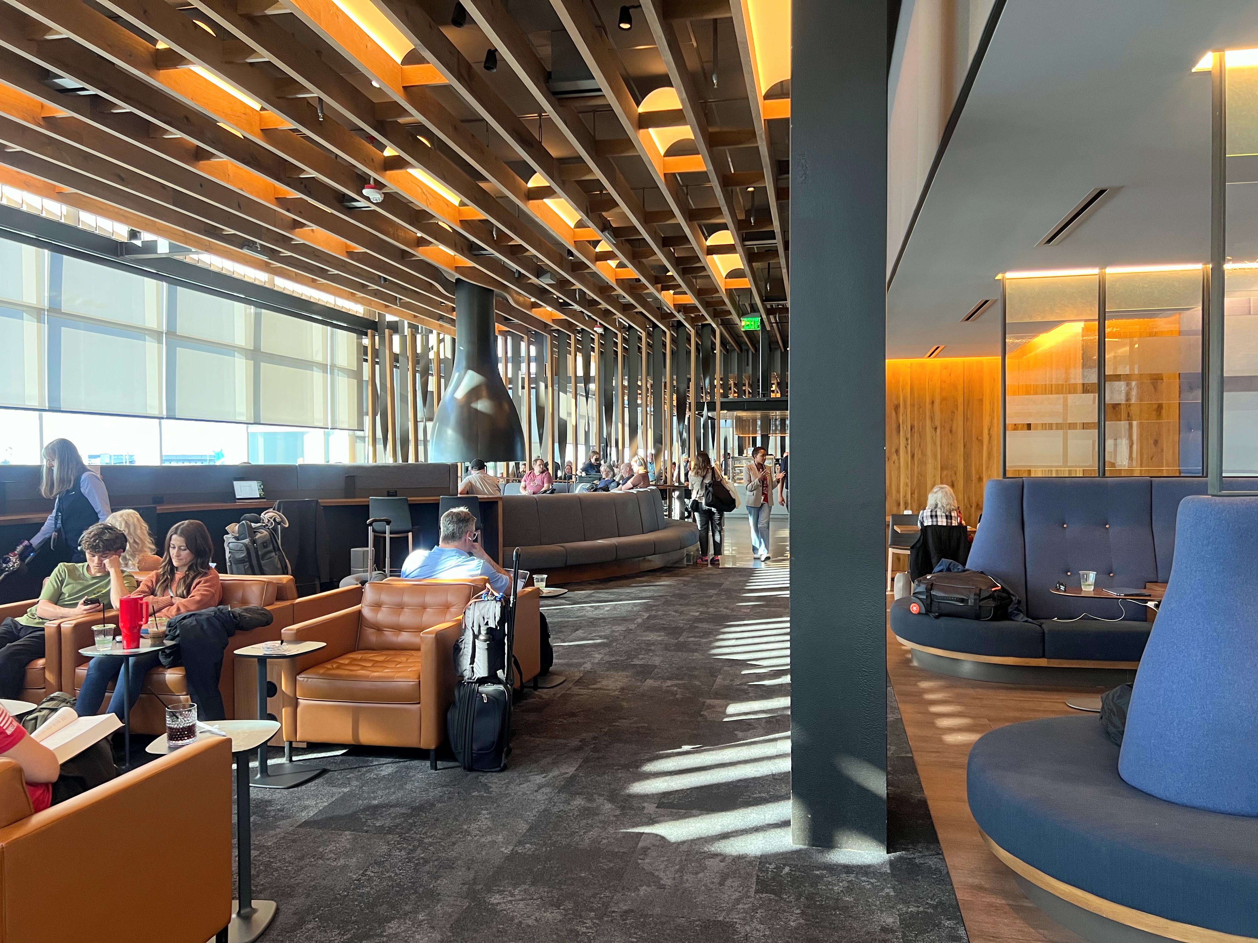 Alaska Lounge at Seattle North Satellite Terminal seating Alaska Lounge at Seattle North Satellite Terminal seating