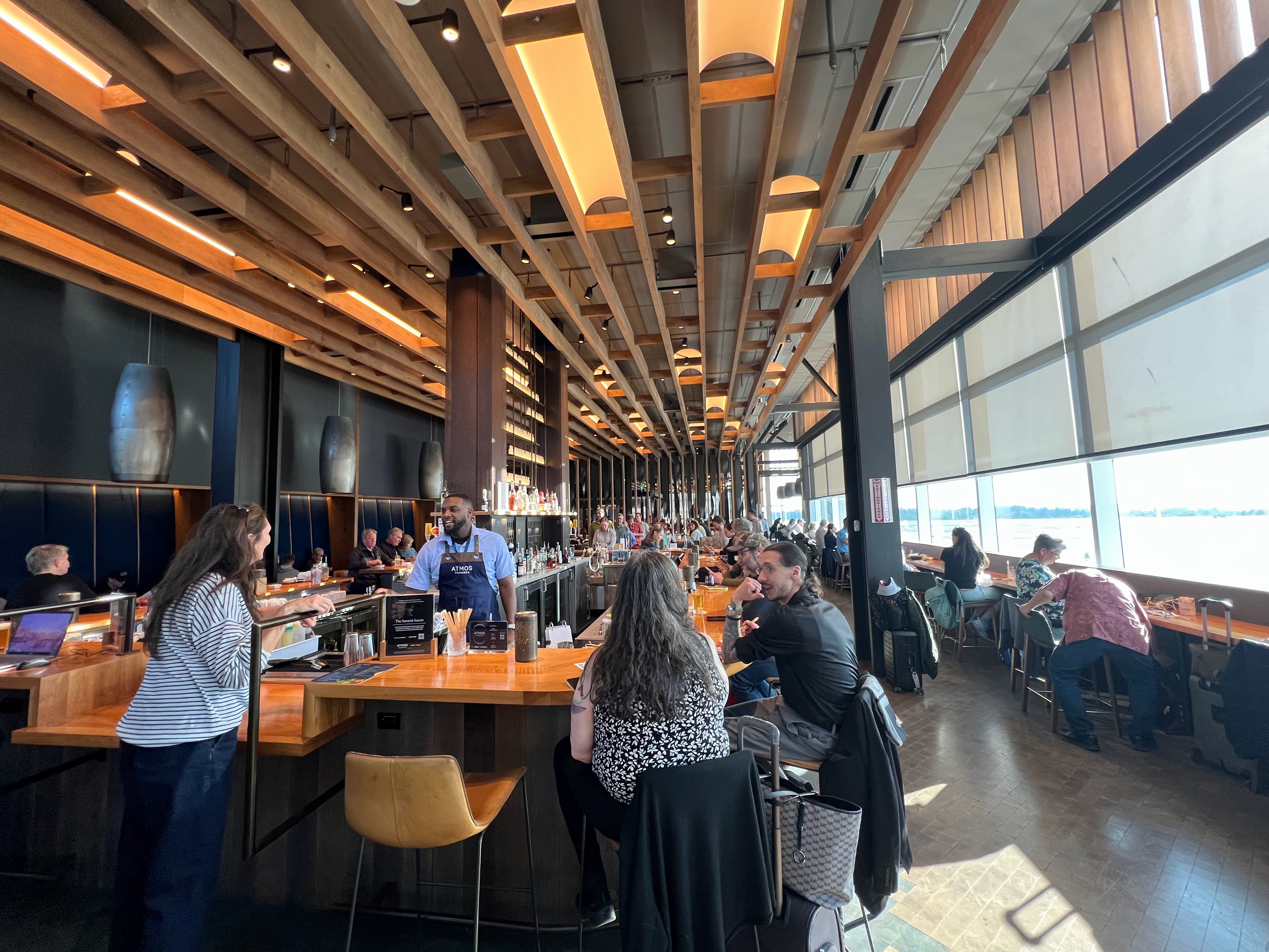 Alaska Lounge bar at SEA Alaska Lounge bar at SEA