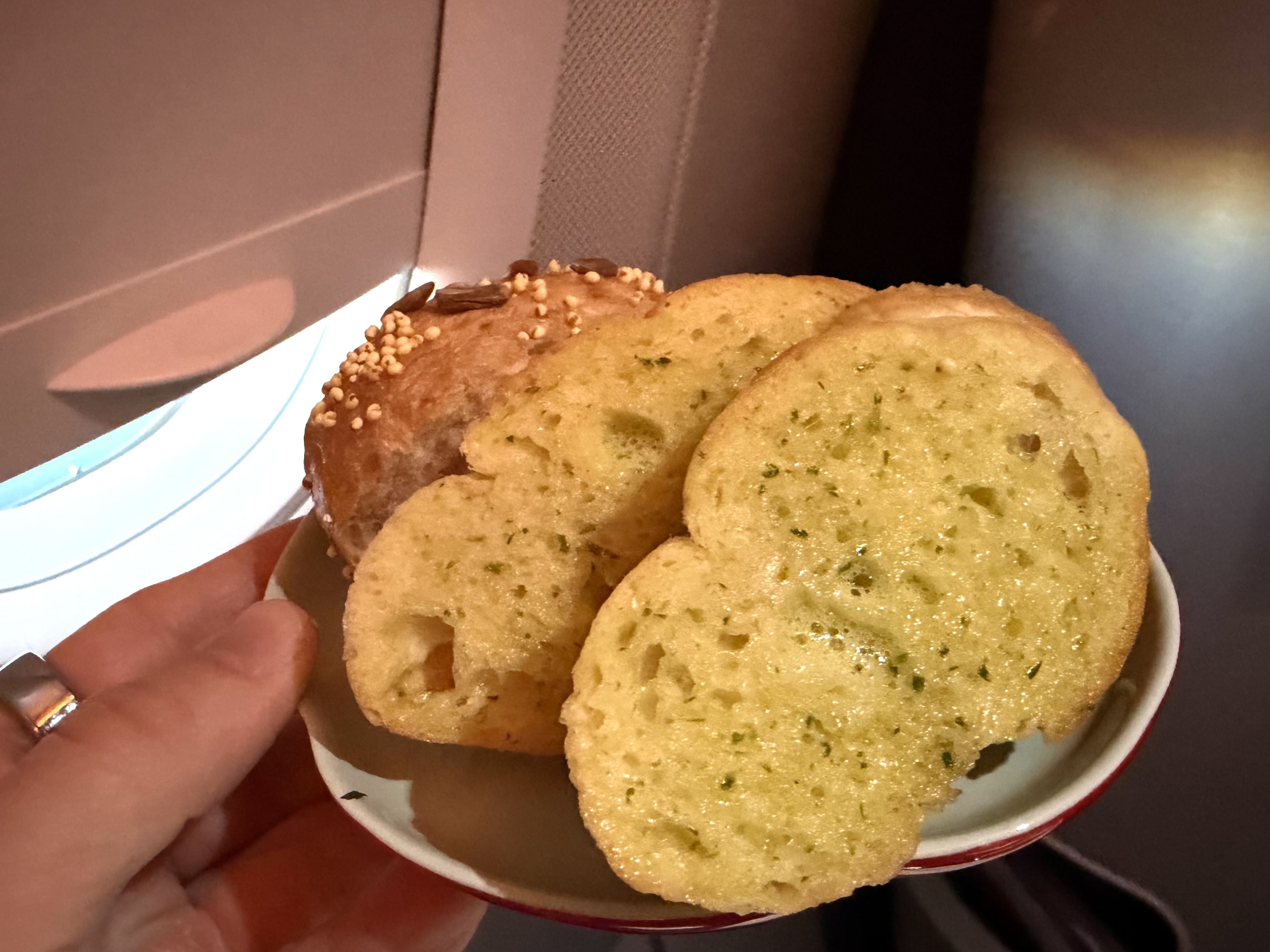 China Airlines Airbus A321neo business class bread