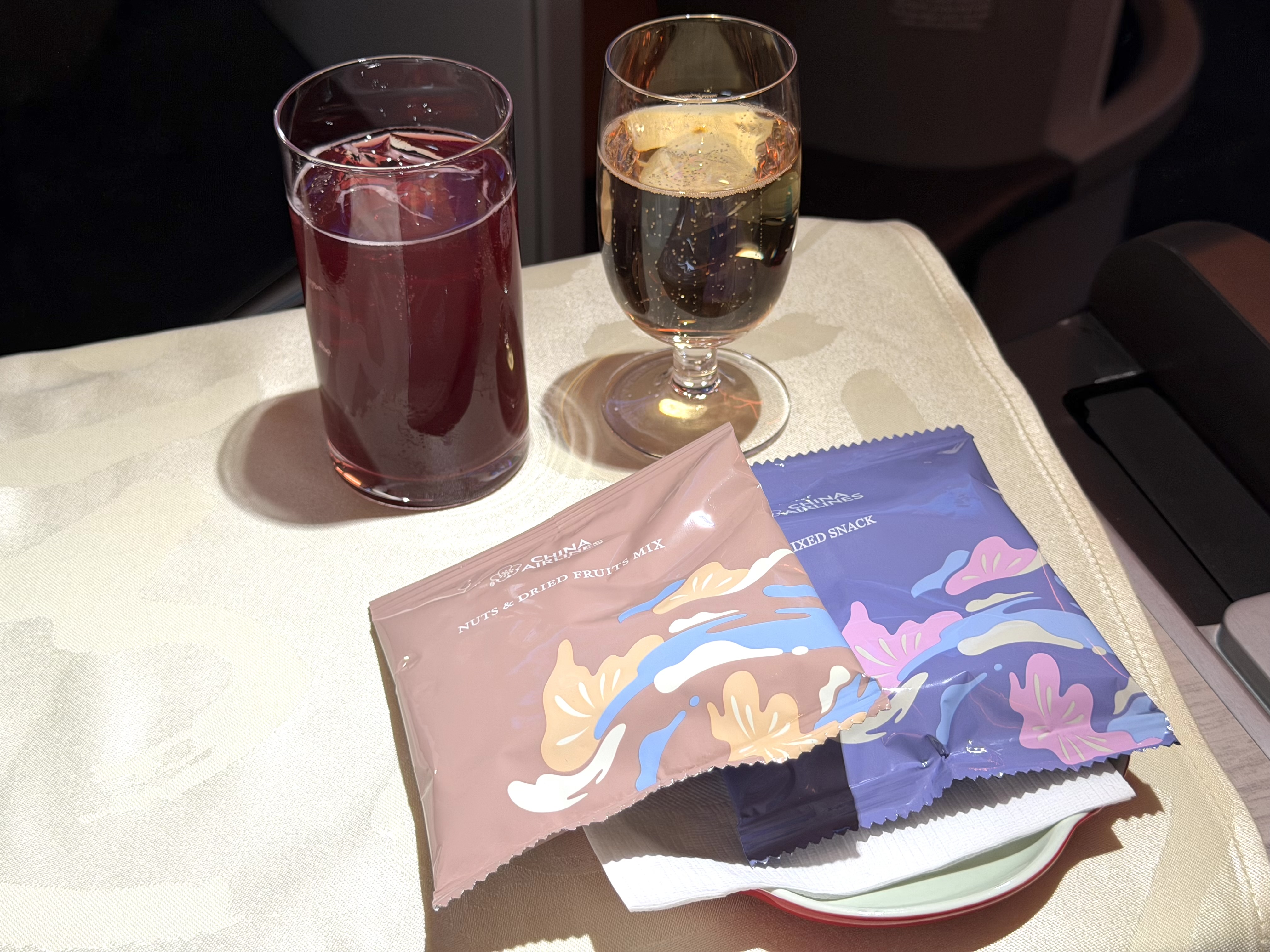 China Airlines Airbus A321neo business class first drink and snack