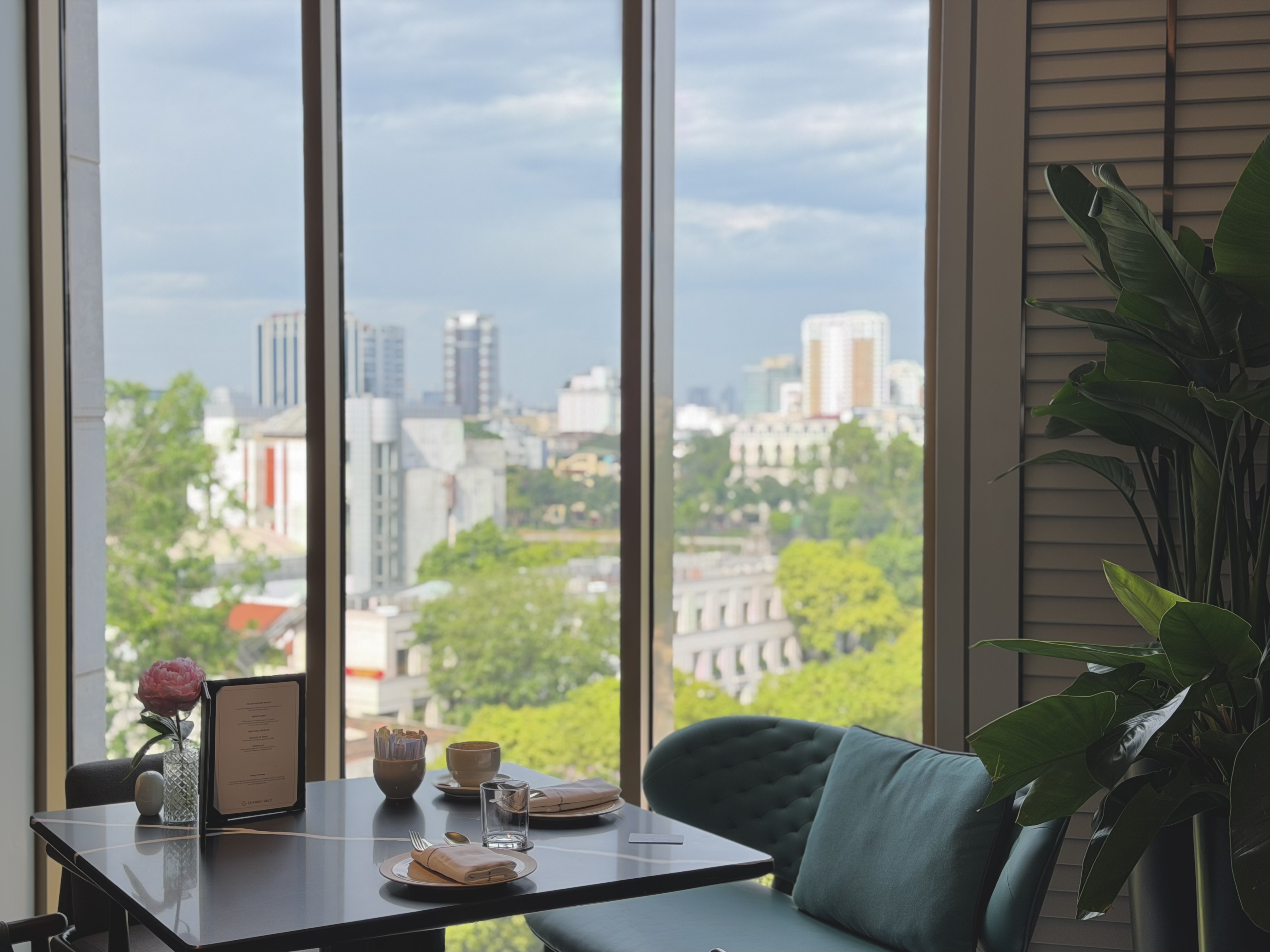 Fairmont Hanoi Gold Lounge breakfast view