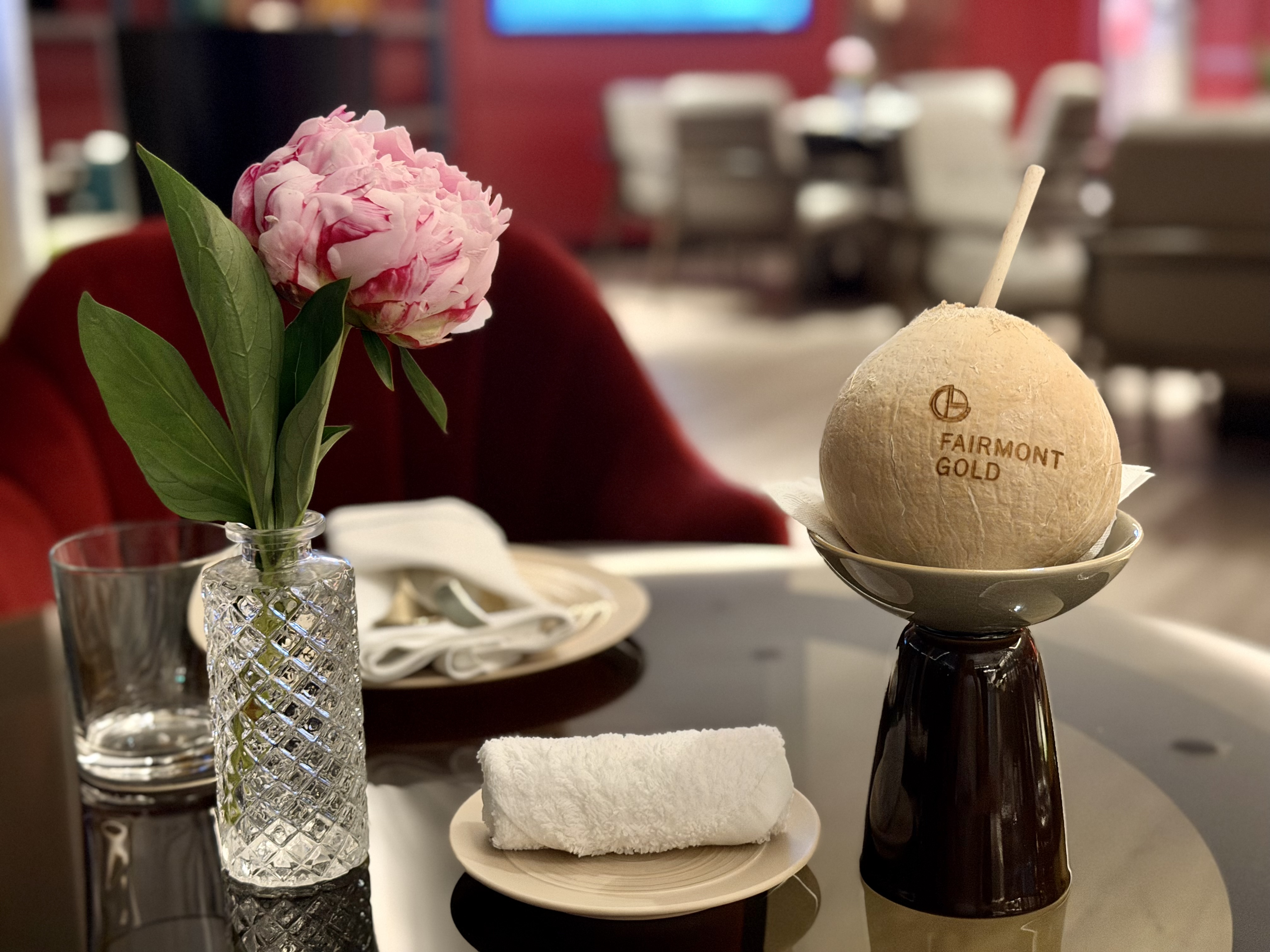 Fairmont Hanoi Gold Lounge cocount