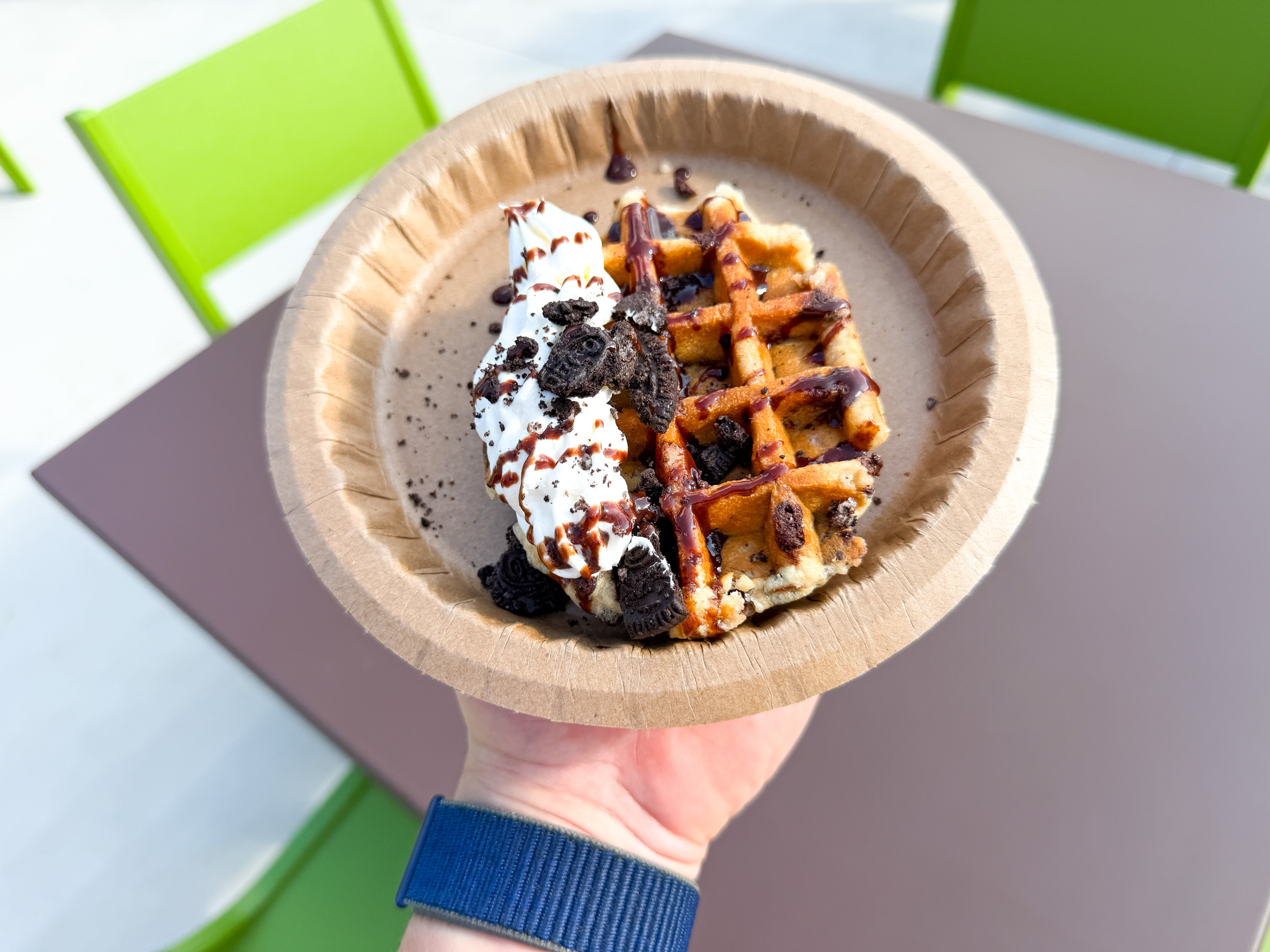 Univeral Kids Resort Donkeys Cooke Cream Waffle