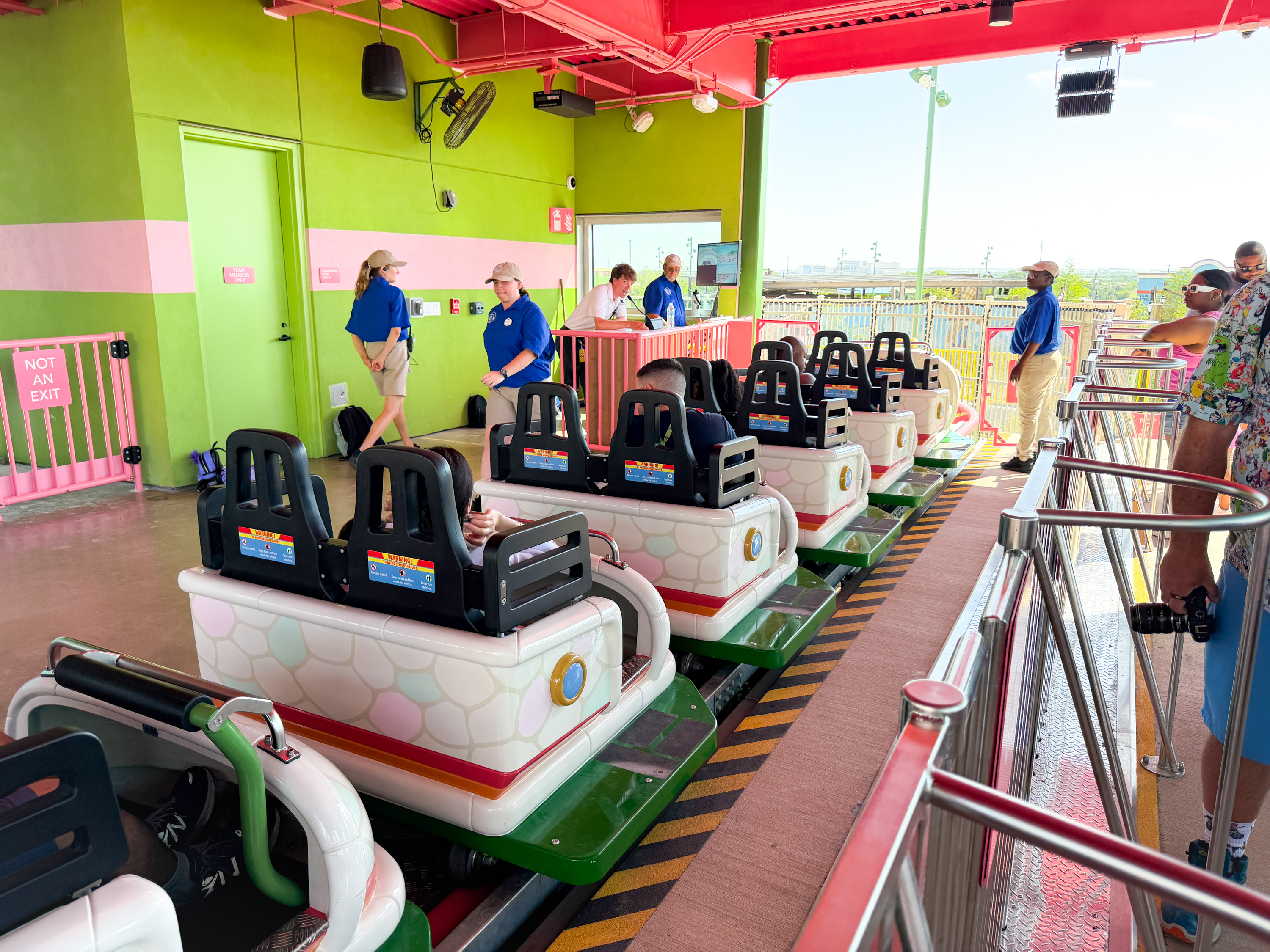 Univeral Kids Resort Rhondas Trollsfest Express