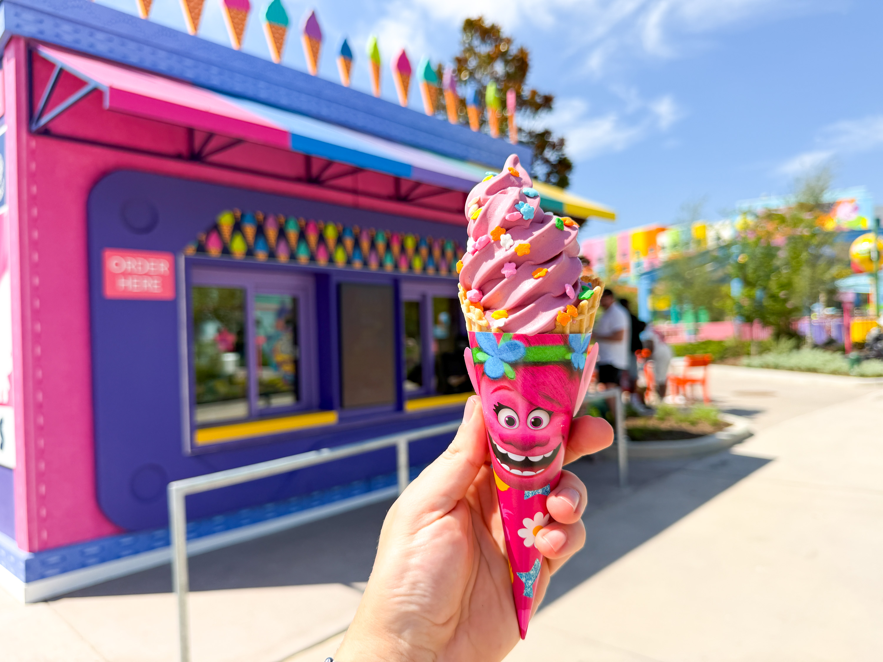 Univeral Kids Resort Trolls Pink Lemonade Ice cream