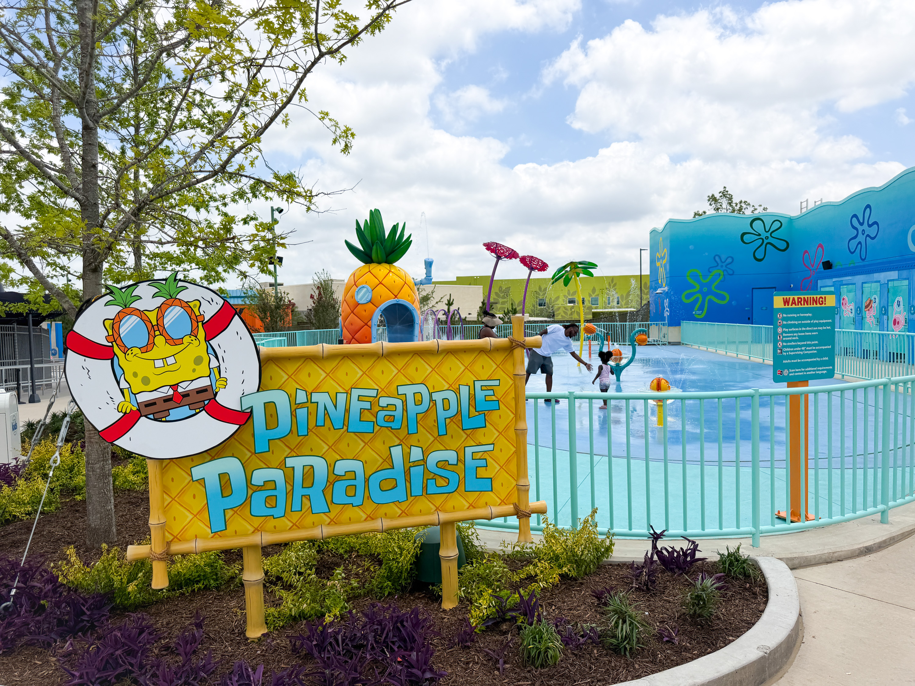 Universal Kids Resort SpongBob Pineapple Paradise