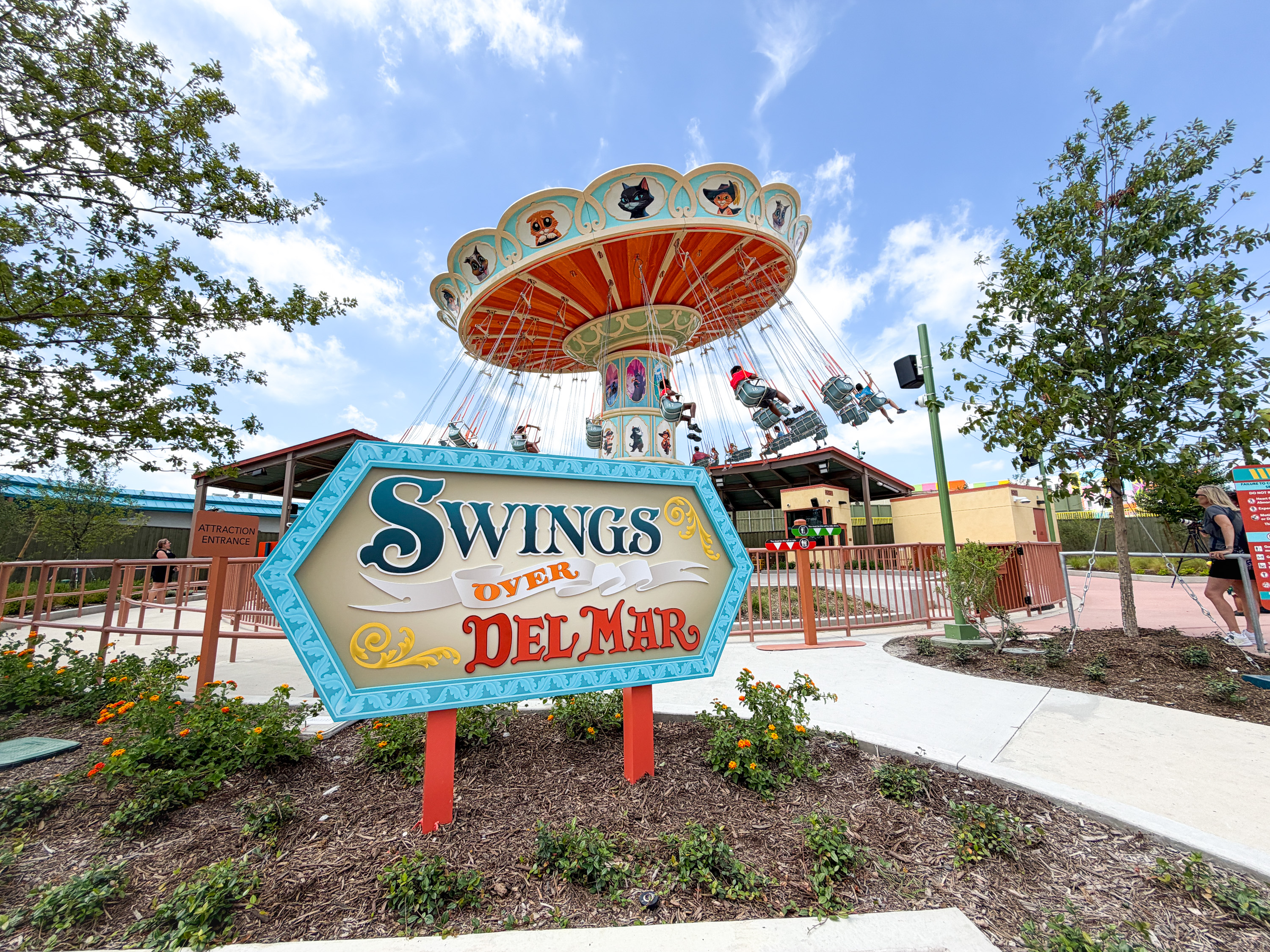 Universal Kids Resort Swings Over Del Mar Universal Kids Resort Swings Over Del Mar